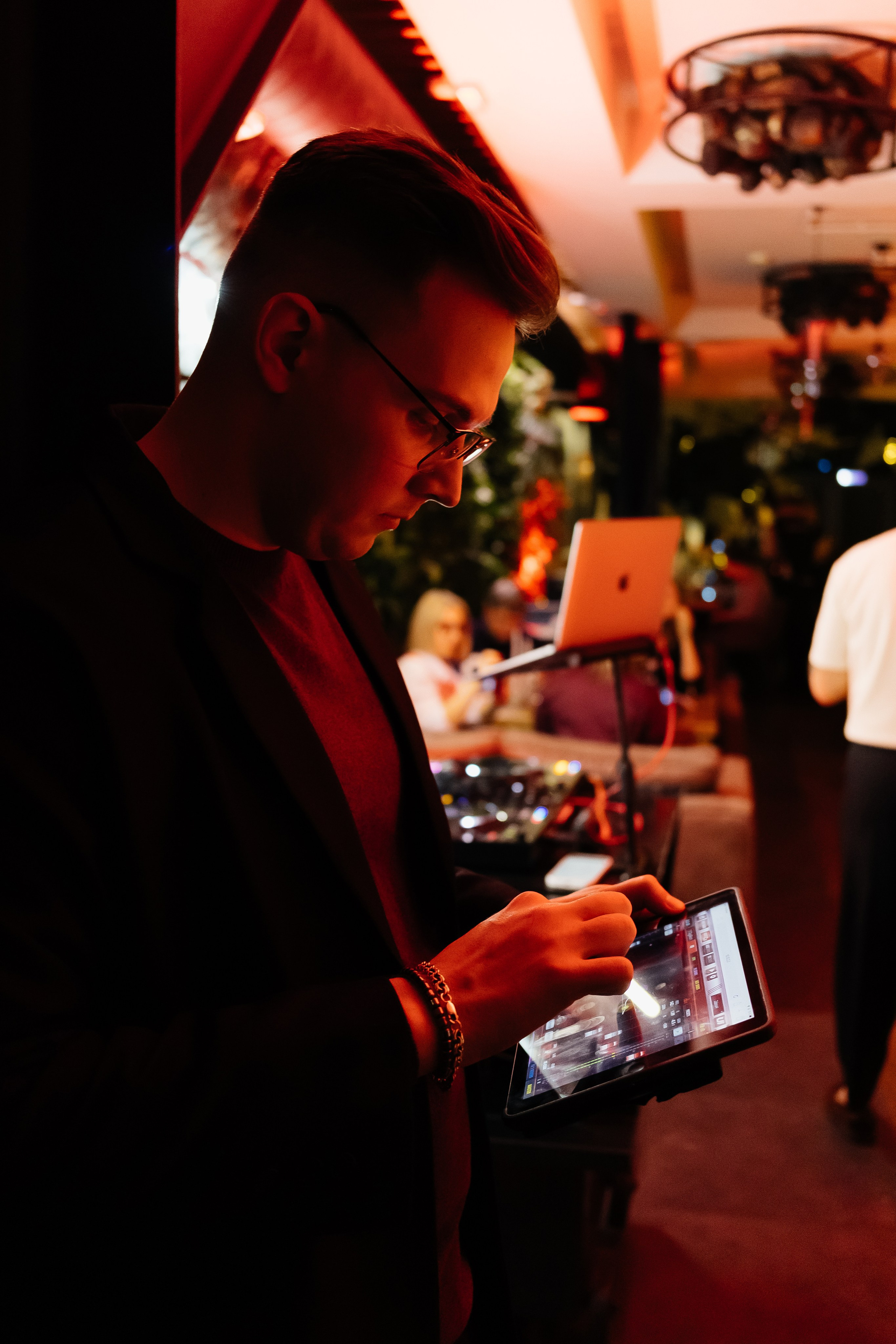 Гастрольный ужин «Солнце восходит на Камчатке» в ресторане «Забой». Фотограф Кемерово | Сергей