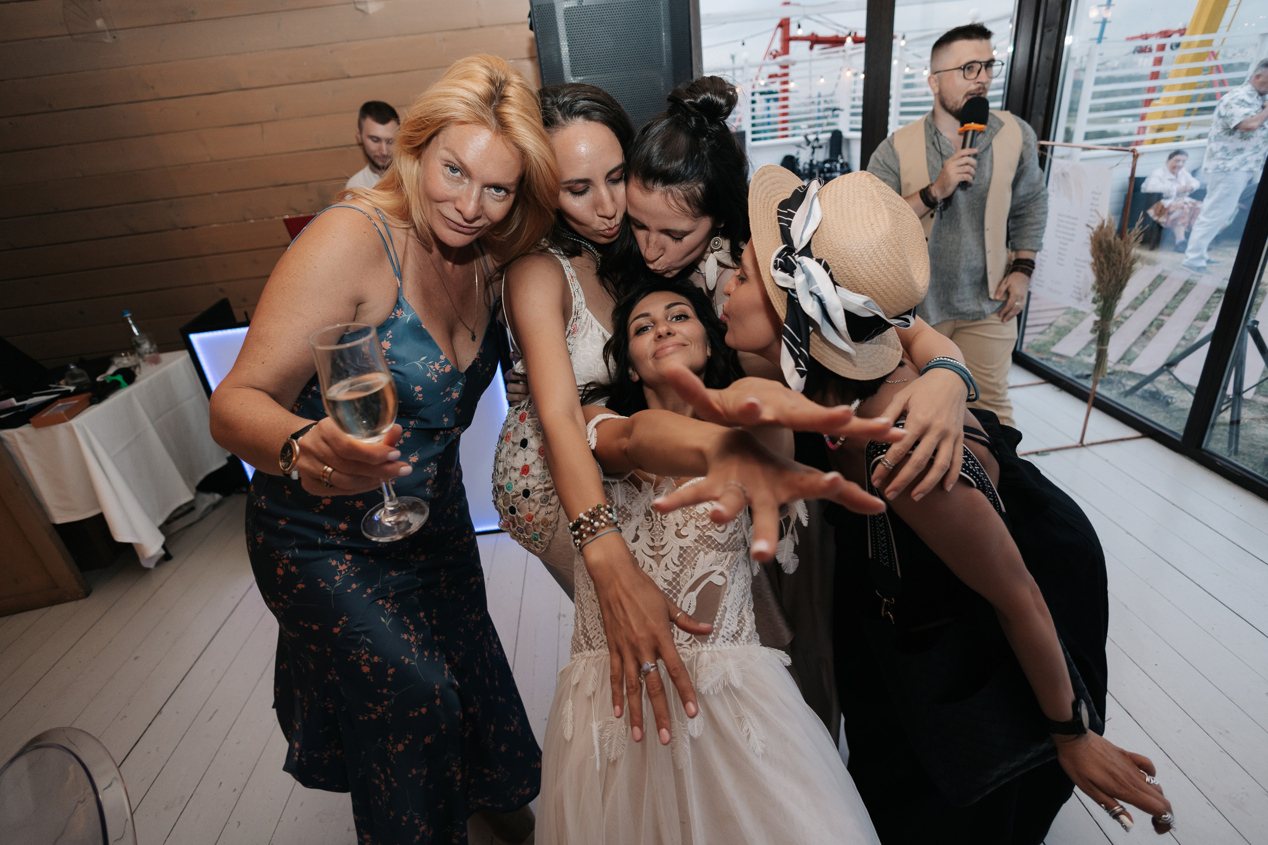 Свадьба в стиле Майя. Свадебный фотограф Москва Мотеюнайте Виктория