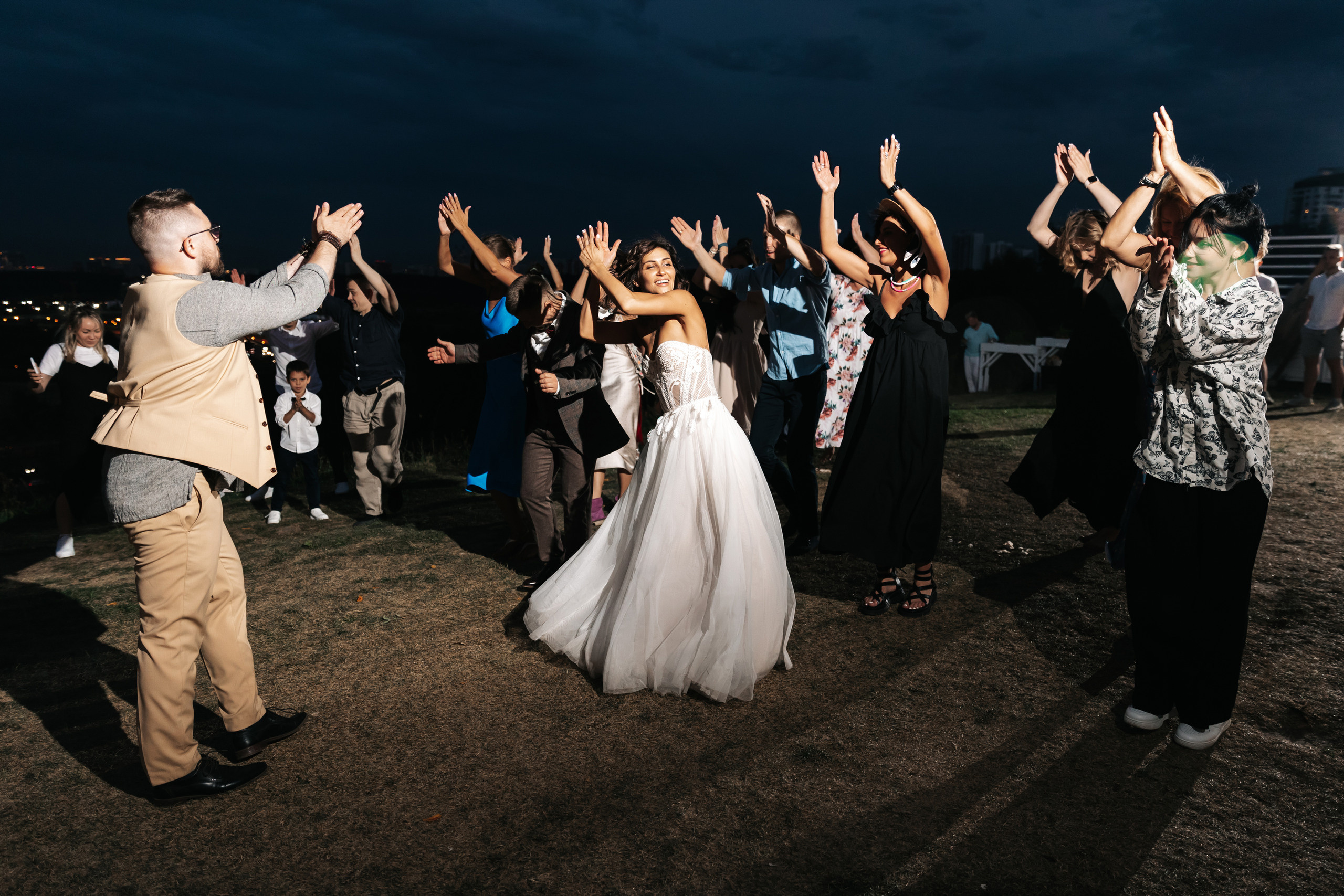 Свадьба в стиле Майя. Свадебный фотограф Москва Мотеюнайте Виктория
