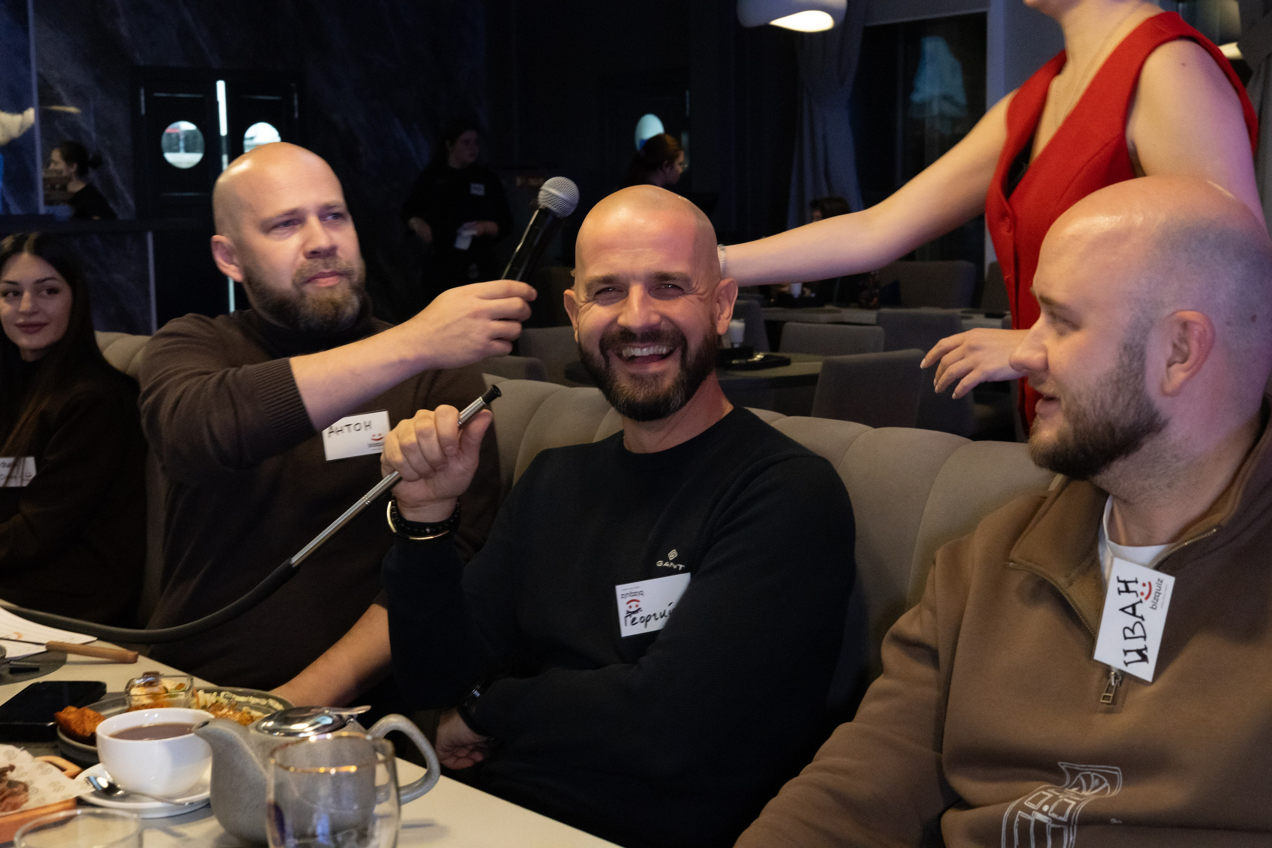 13ая BIZ QUIZ: деловая игра | Красноярск. Фотограф Красноярск съемки лавстори, фотосессия в студии, портретная съемка, творческие фотосессии