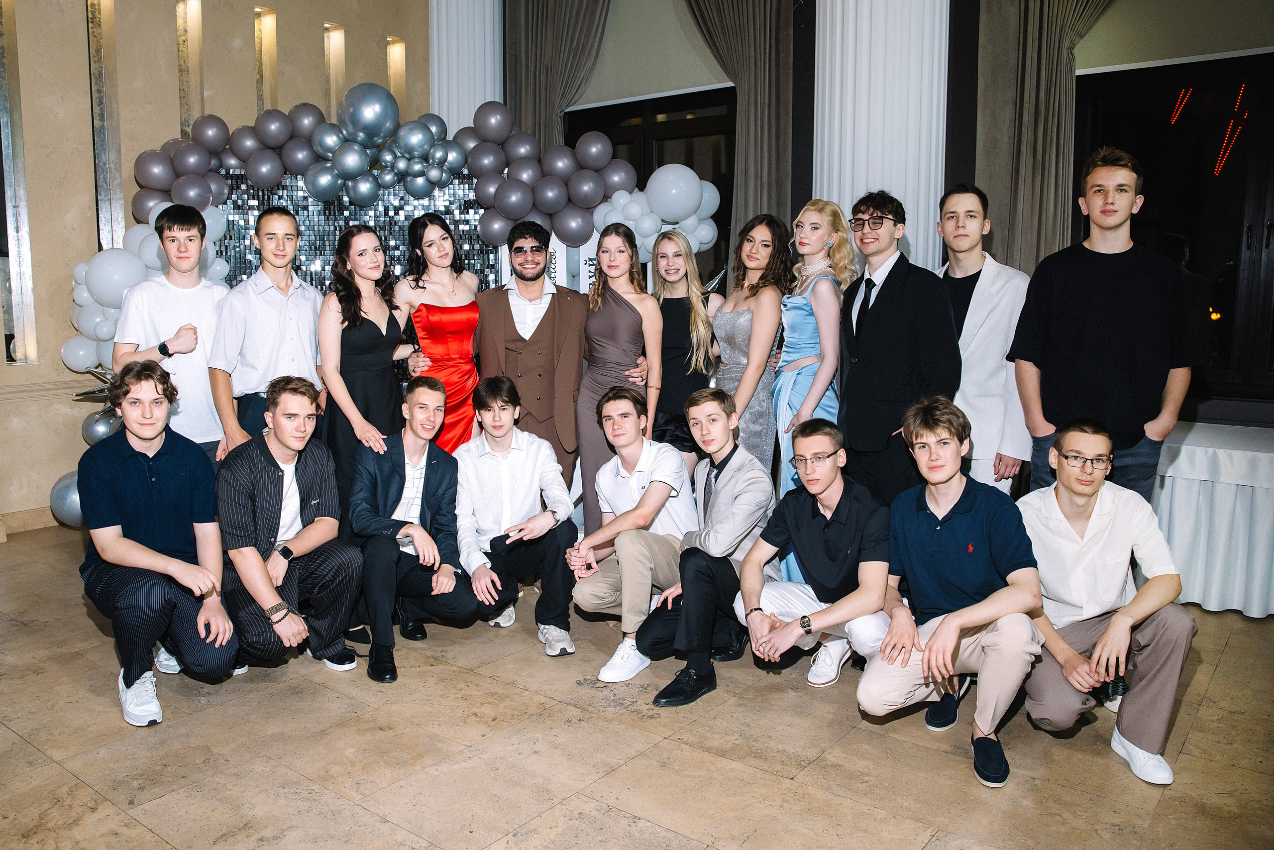 11 класс Гимназия 82. Фотограф и Видеограф в Краснодаре Юлия Солодченко