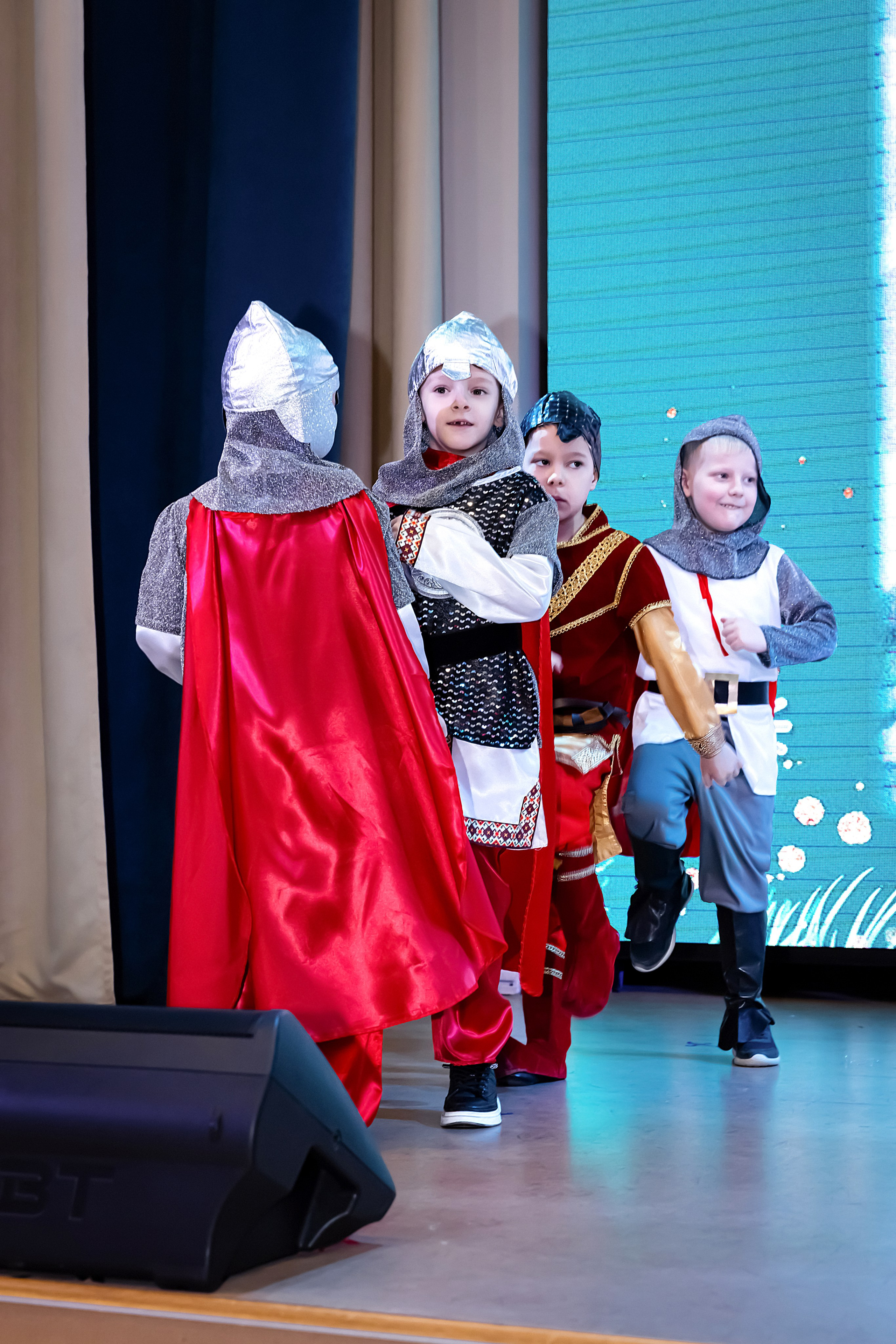 Новогодний праздник 1 В класс! Гимназия № 23. Фотограф и Видеограф в Краснодаре Юлия Солодченко