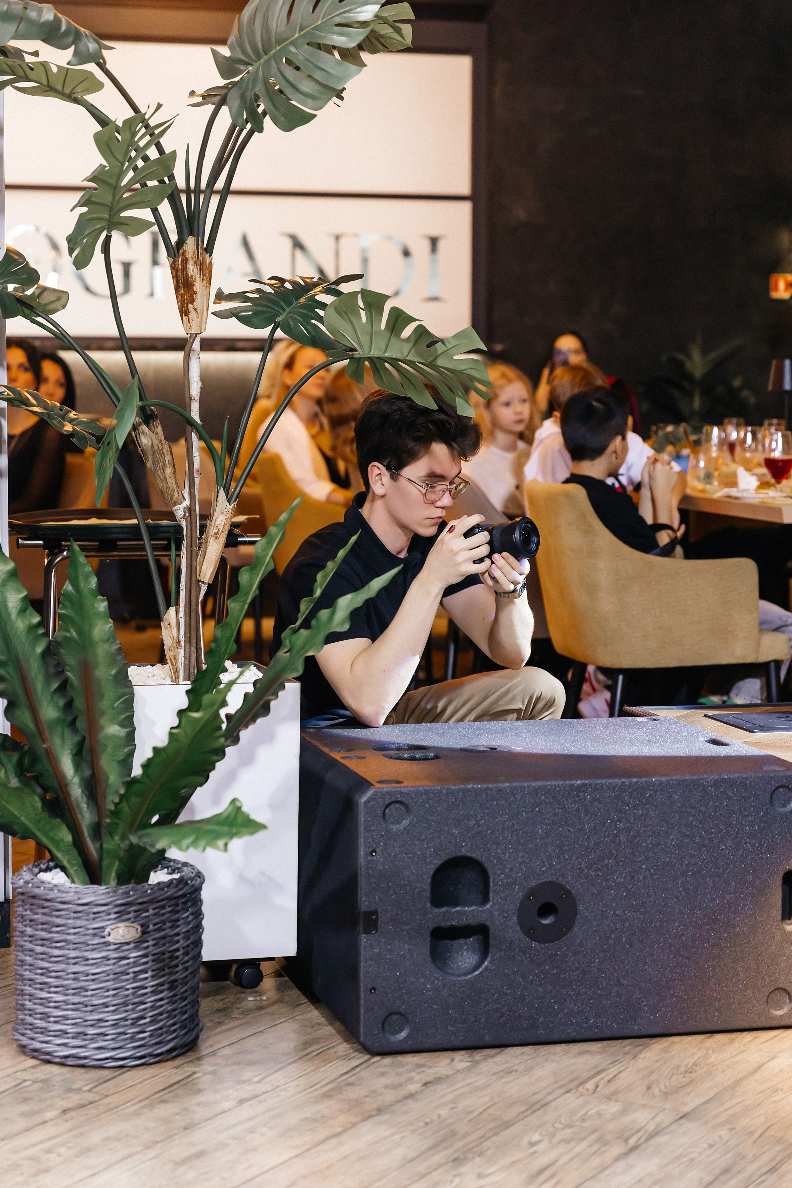 Творческий вечер «Юные таланты» в ресторане Геогранди. Фотограф и Видеограф в Краснодаре Юлия Солодченко