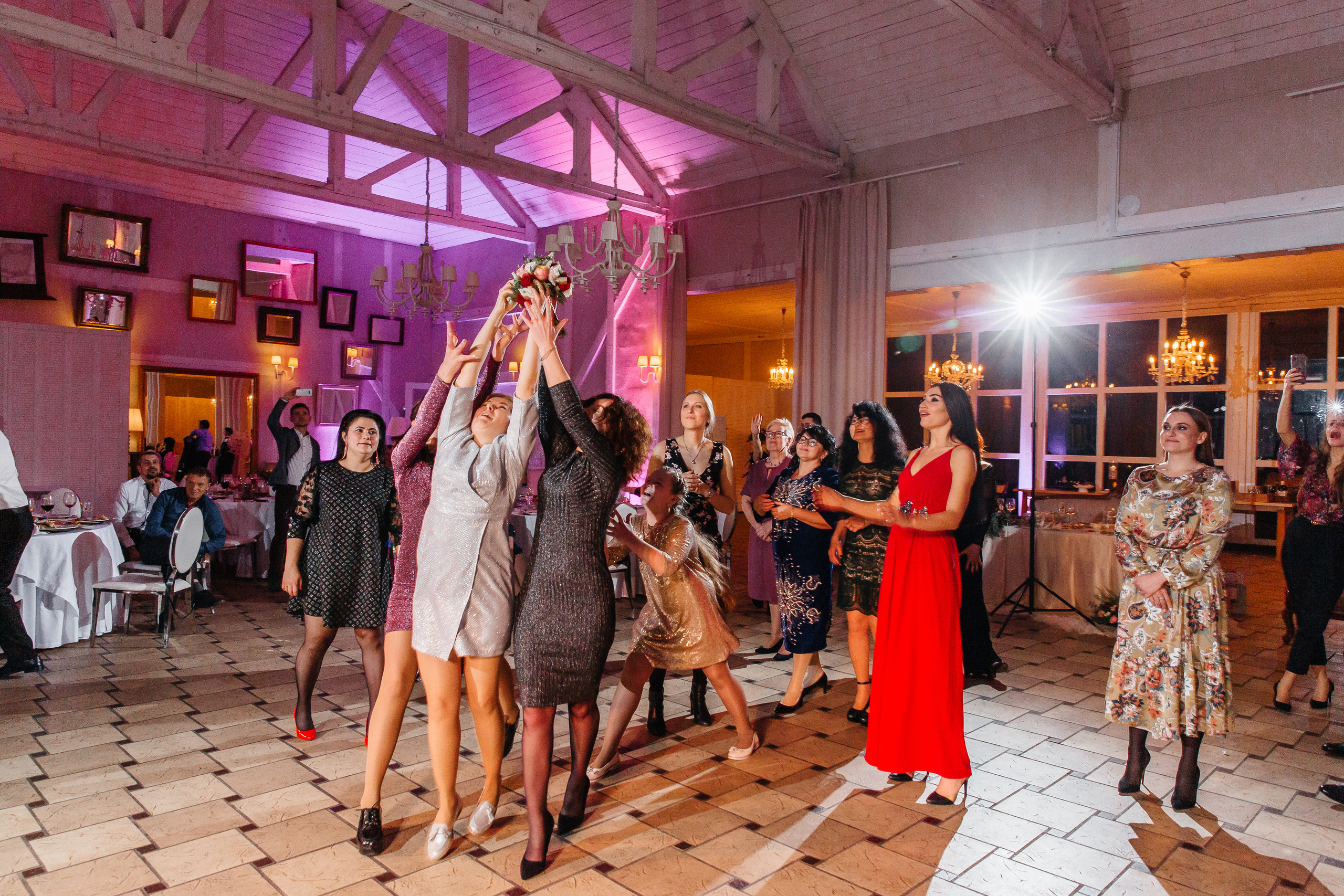 Рустем и Гуля, анонс свадебной съемки. Фотограф в Калининграде Дмитрий Мишин