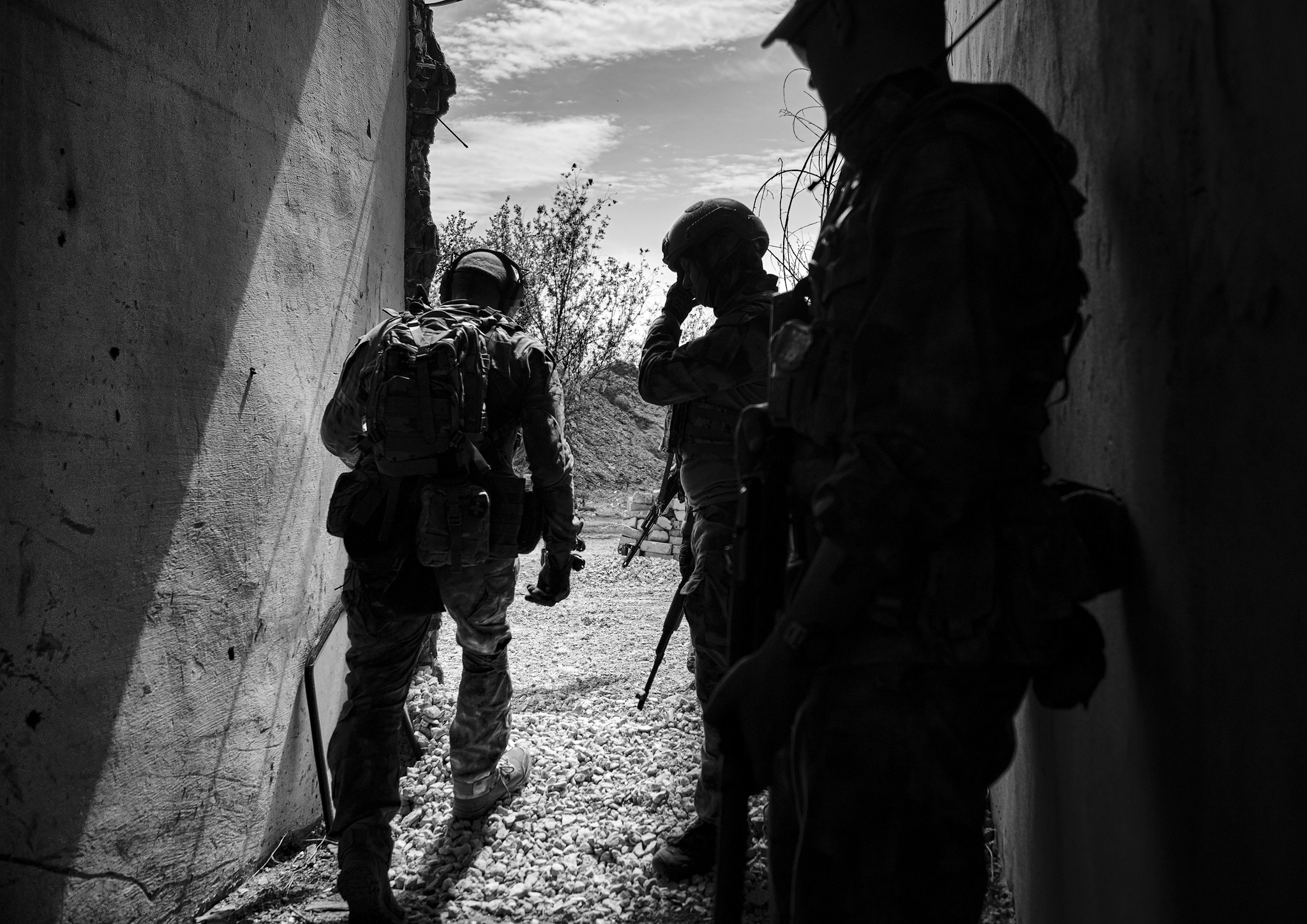 Серия военных фотографий Емельянова Артура. EMELYAN|Военный фотограф Артур Емельянов