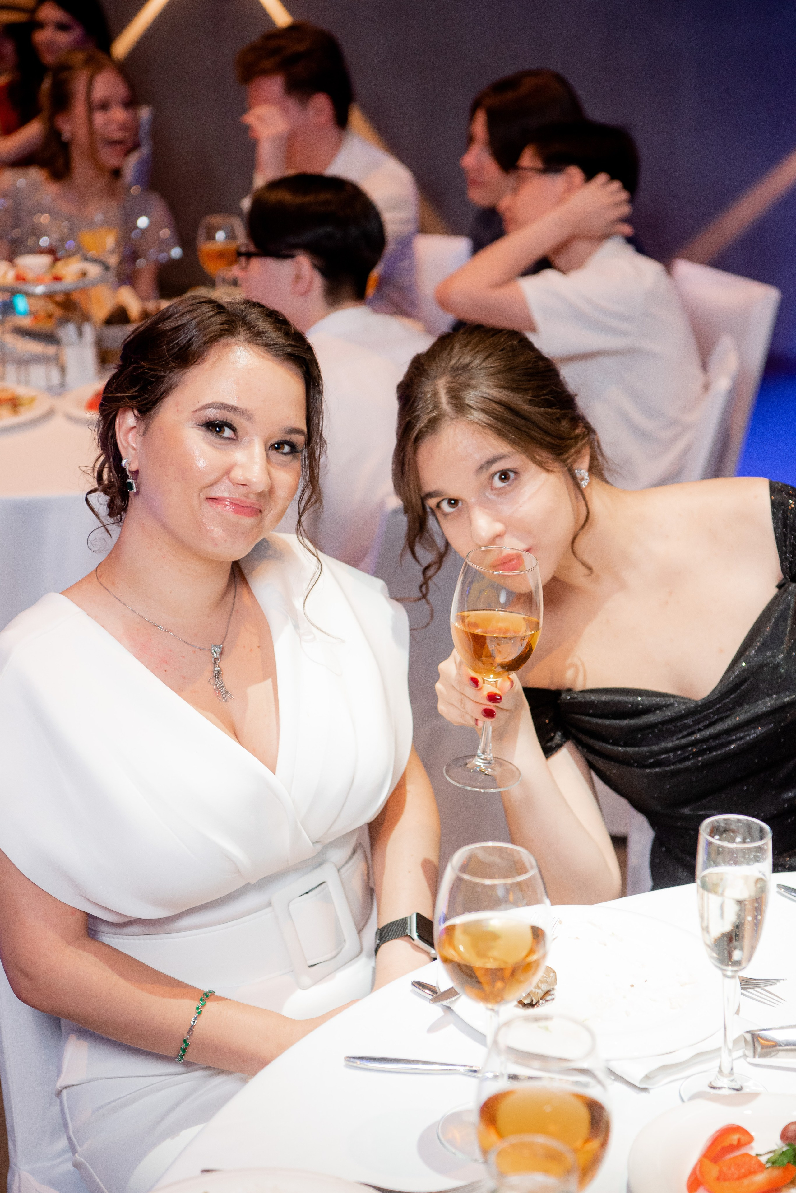 140 Школа. Вручение и Банкет. Сити Холл. Фотограф в Волгограде и Волжском Александр Горбань