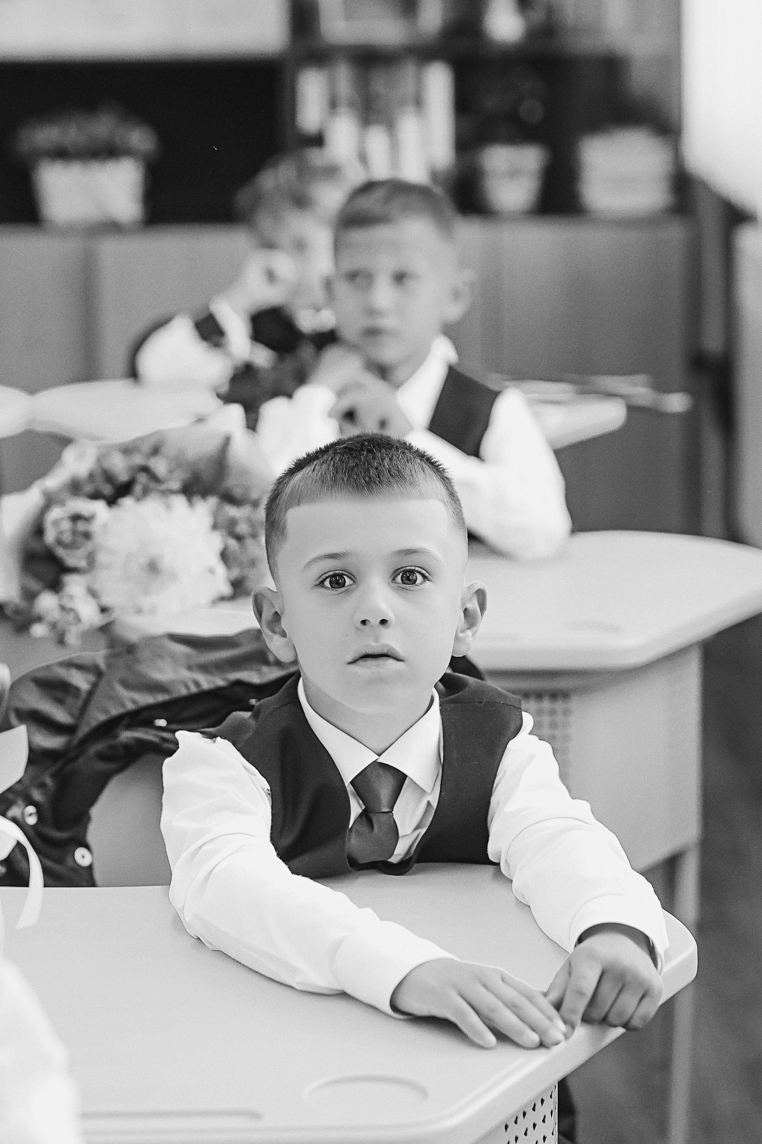 1 сентября линейка+кл час+портреты. Семейный фотограф Тюмень, фотограф на роды Салмина Мария