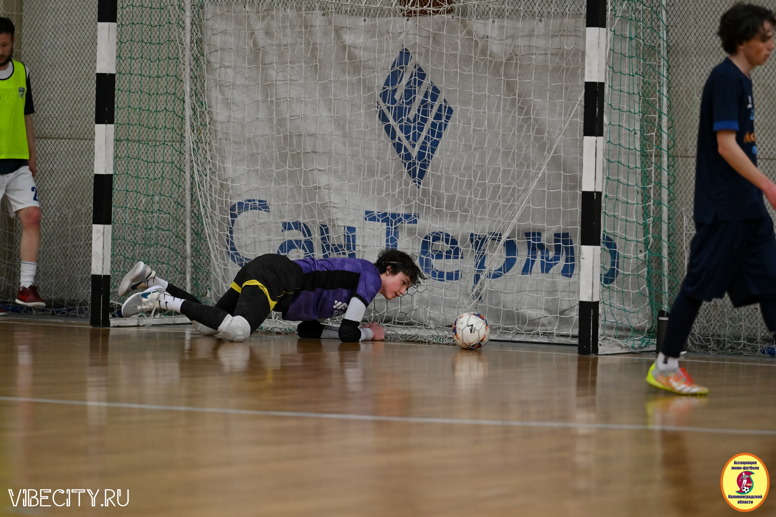 8 тур Корпоративной Бизнес-Лиги по футзалу. VIBECITY.RU Вайб Сити Ру Фоторепортажи Фотоотчеты Калининград