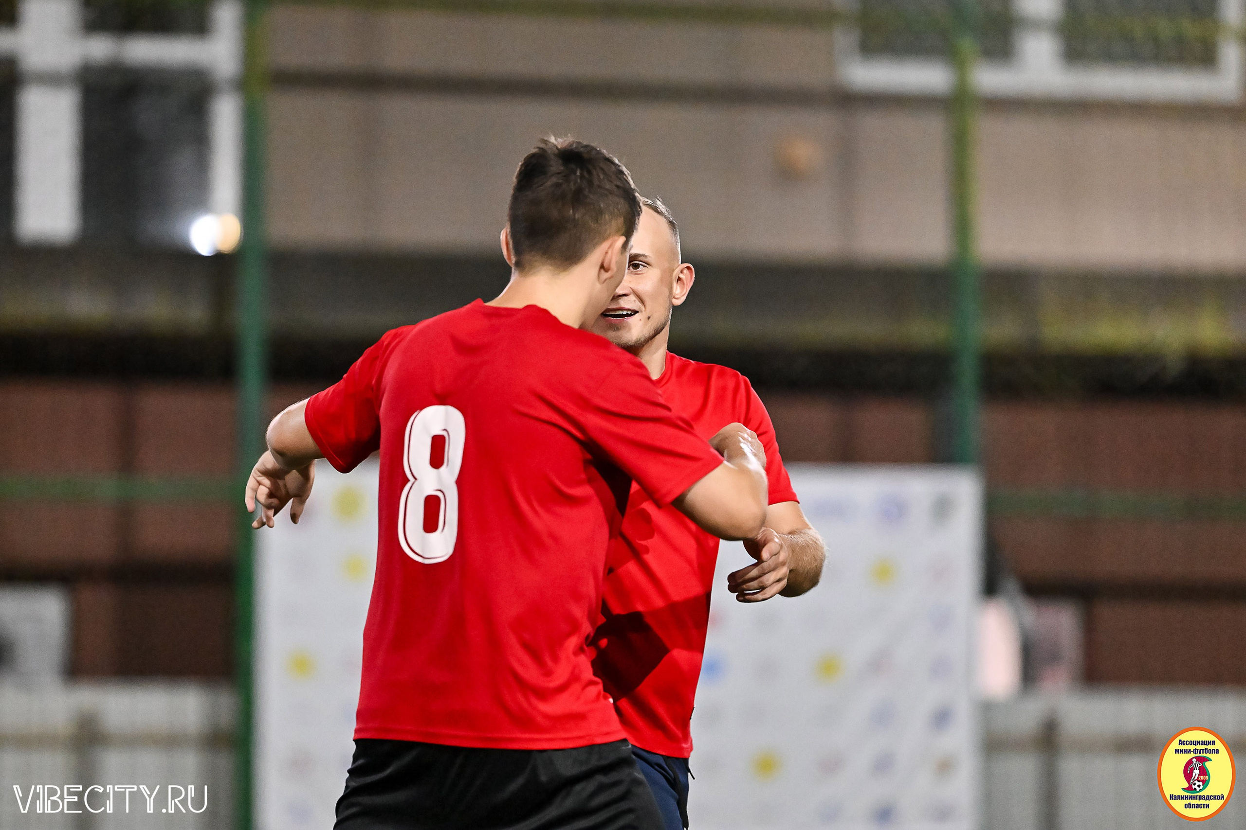 ФИНАЛЬНЫЕ ИГРЫ КУБКА МИНИ-ФУТБОЛЬНОЙ ЛИГИ И КУБКА КОРПОРАТИВНОЙ МФЛ 2025. VIBECITY.RU Вайб Сити Ру Фоторепортажи Фотоотчеты Калининград