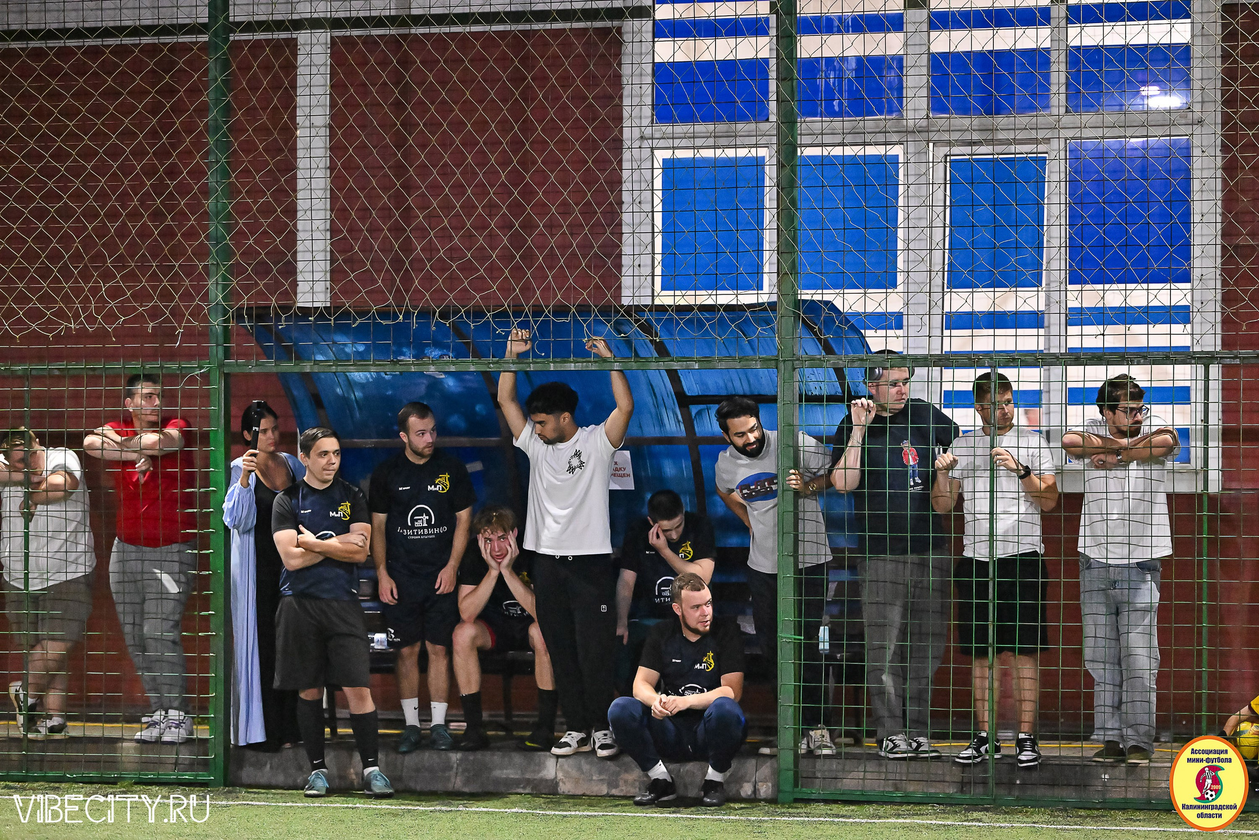 ФИНАЛЬНЫЕ ИГРЫ КУБКА МИНИ-ФУТБОЛЬНОЙ ЛИГИ И КУБКА КОРПОРАТИВНОЙ МФЛ 2025. VIBECITY.RU Вайб Сити Ру Фоторепортажи Фотоотчеты Калининград