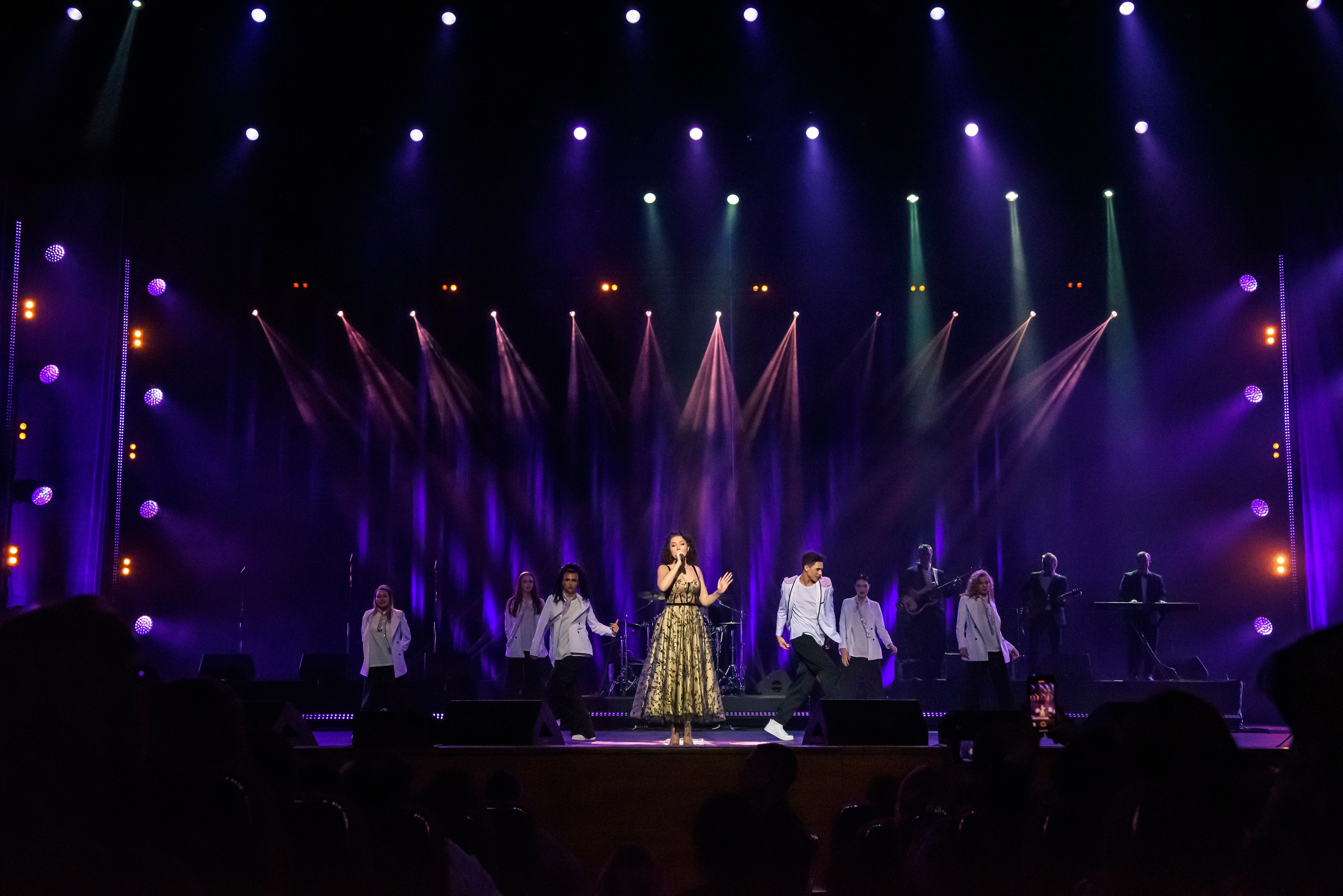 Лариса Рубальская «40 лет с песней по жизни» — Крокус Сити Холл. Бренд-фотограф для экспертов и блогеров в Москве Влада Горбовская