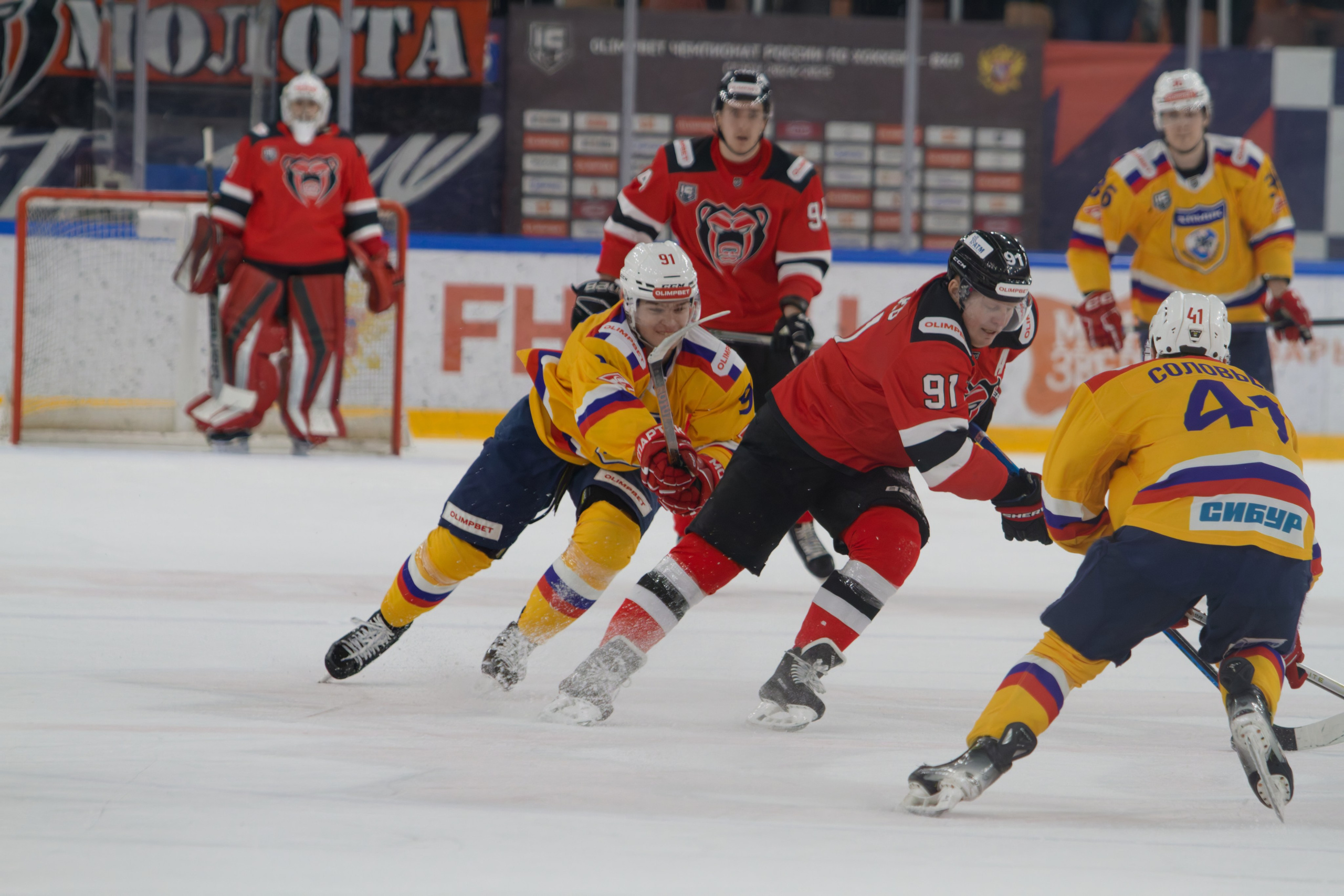 Хоккей. Молот-Химик 12.02.2025. Репортажный и спортивный фотограф в г. Пермь Зильберг Павел