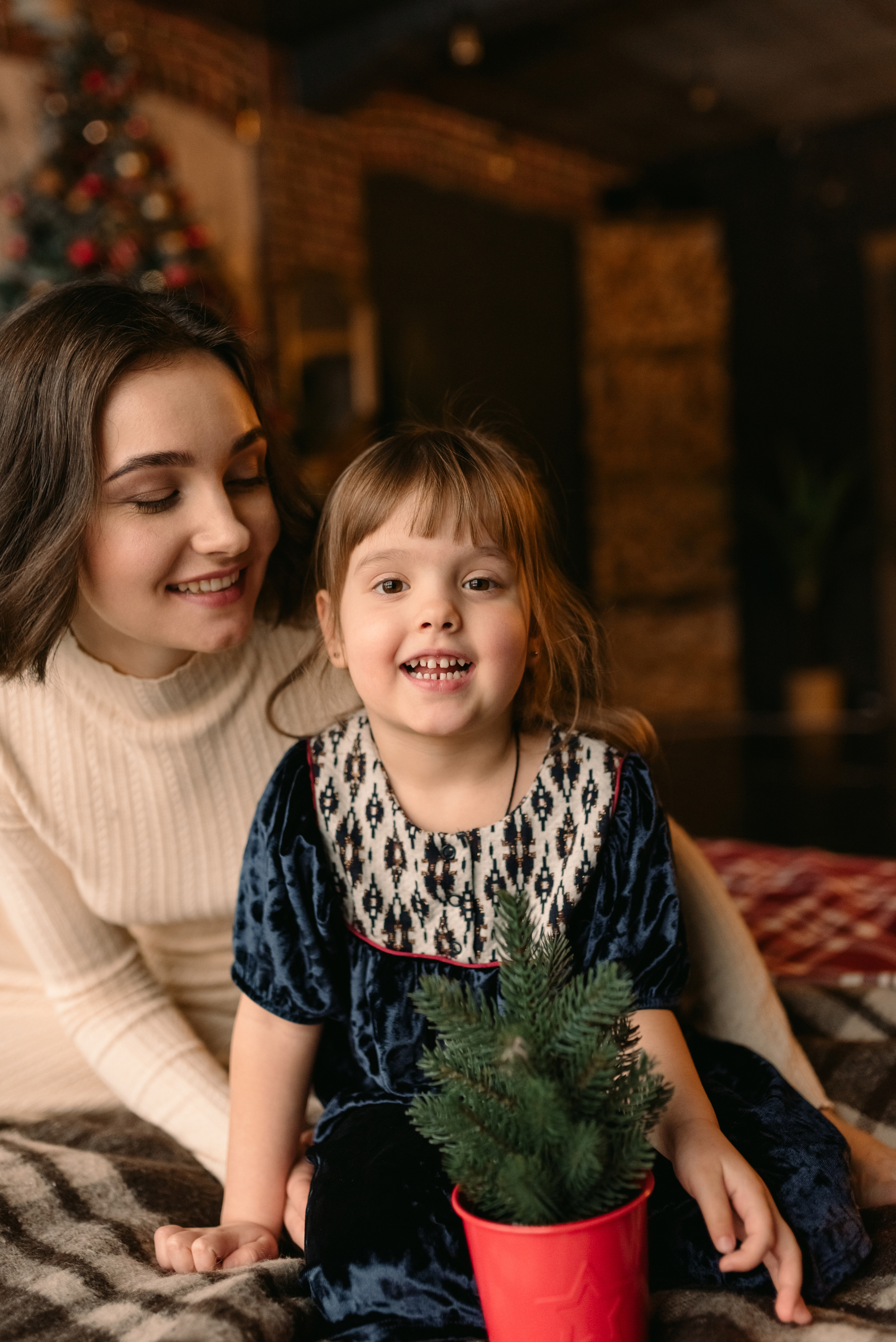 Семейная фотосессия в студии. Фотограф Юлия Кондратьева