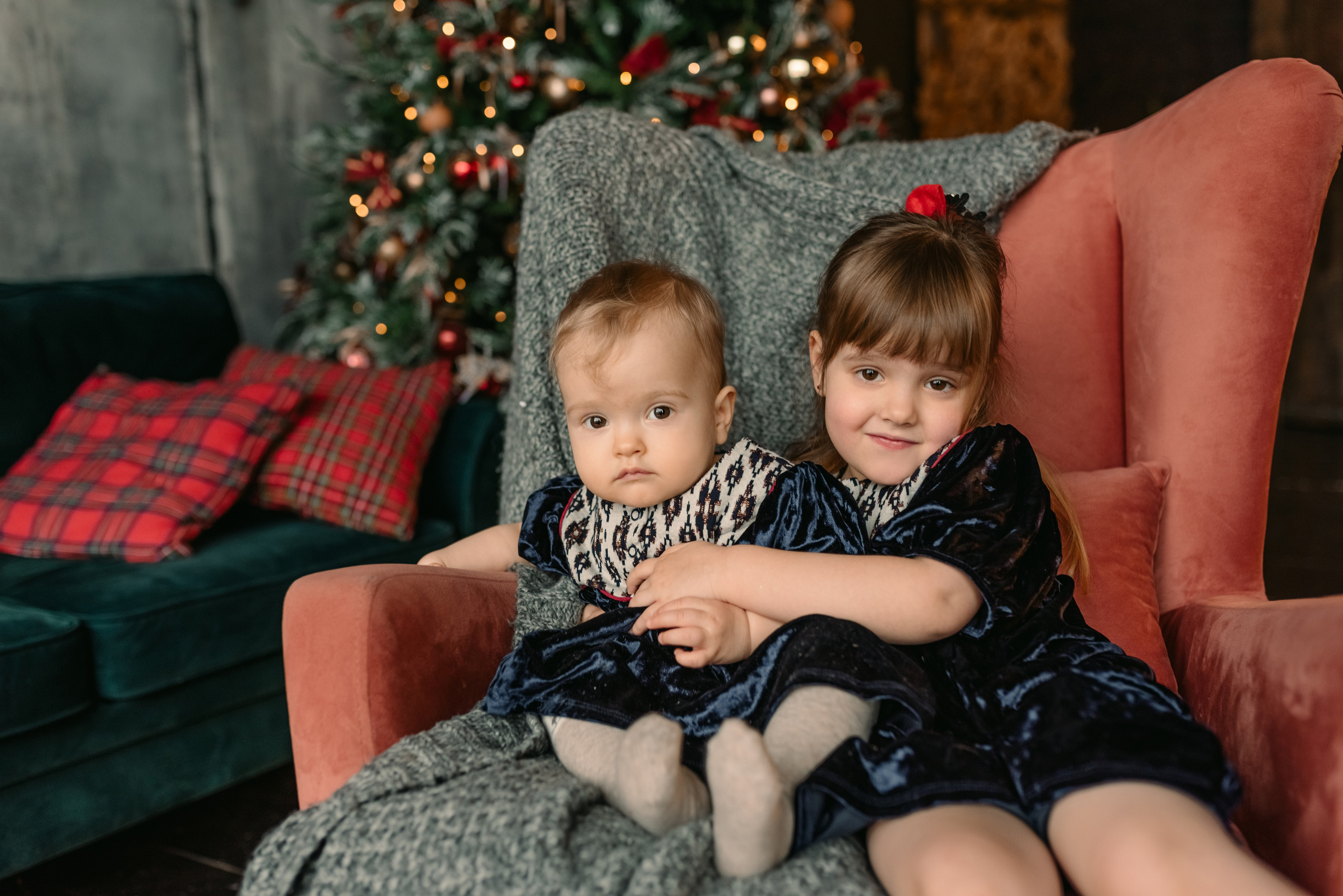 Семейная фотосессия в студии. Фотограф Юлия Кондратьева