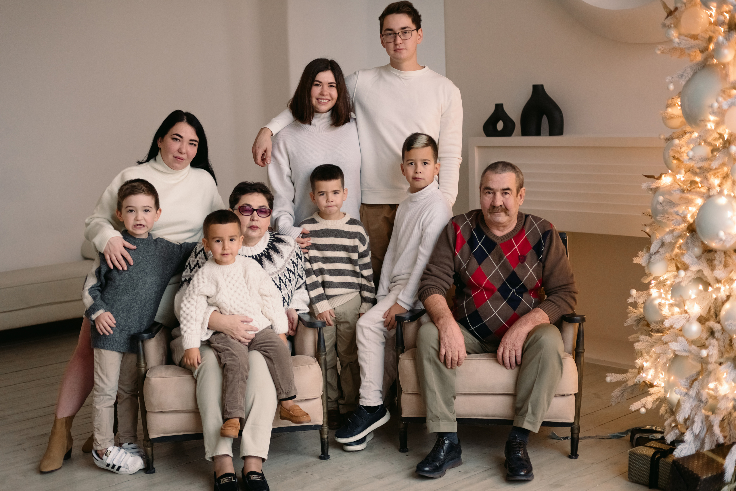 Фотосессия большой семьи. Фотограф Юлия Кондратьева