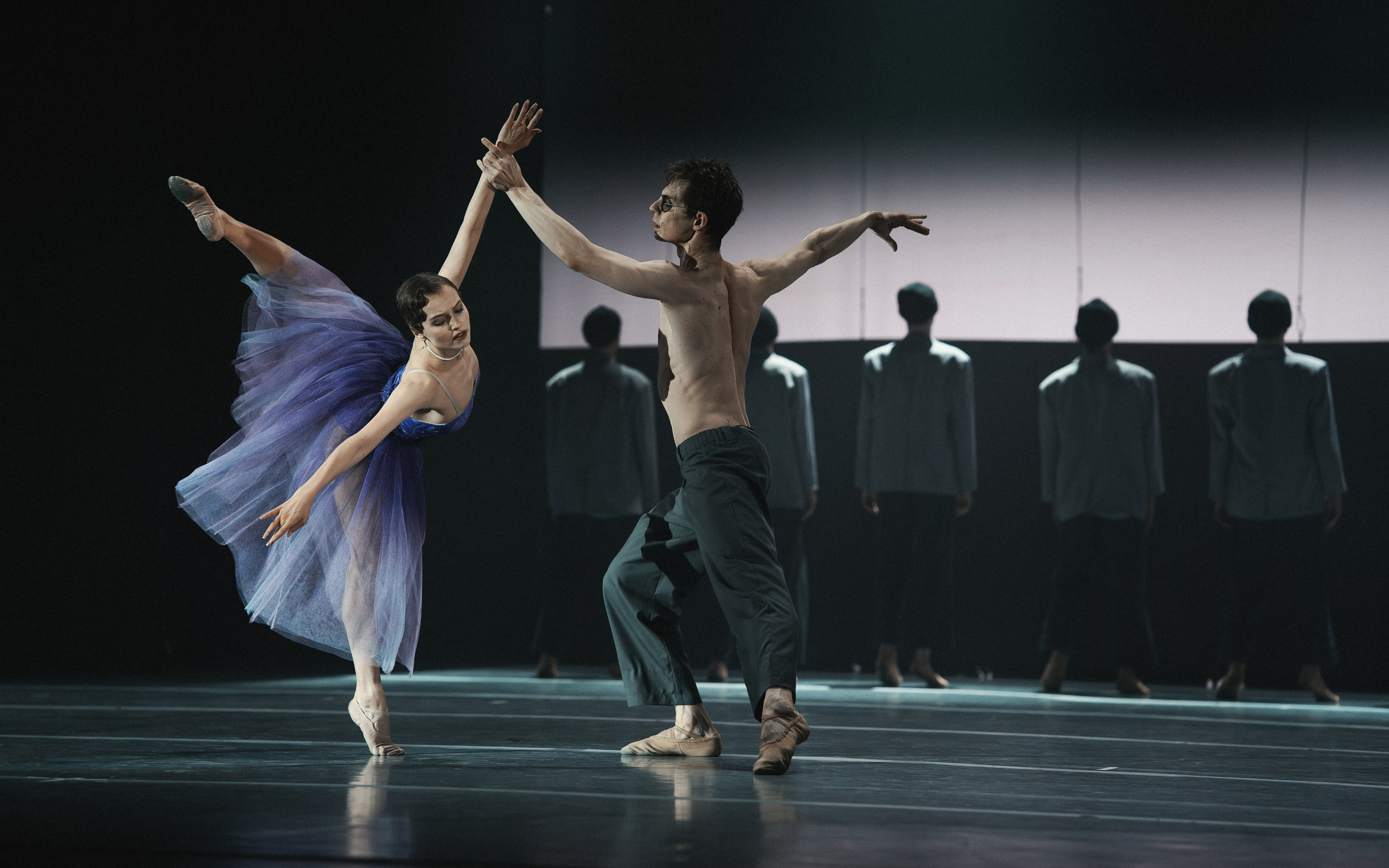 Балет «Симфонические танцы» — хореограф Данил Салимбаев. Театральный фотограф в Санкт-Петербурге Дмитрий Скареднов