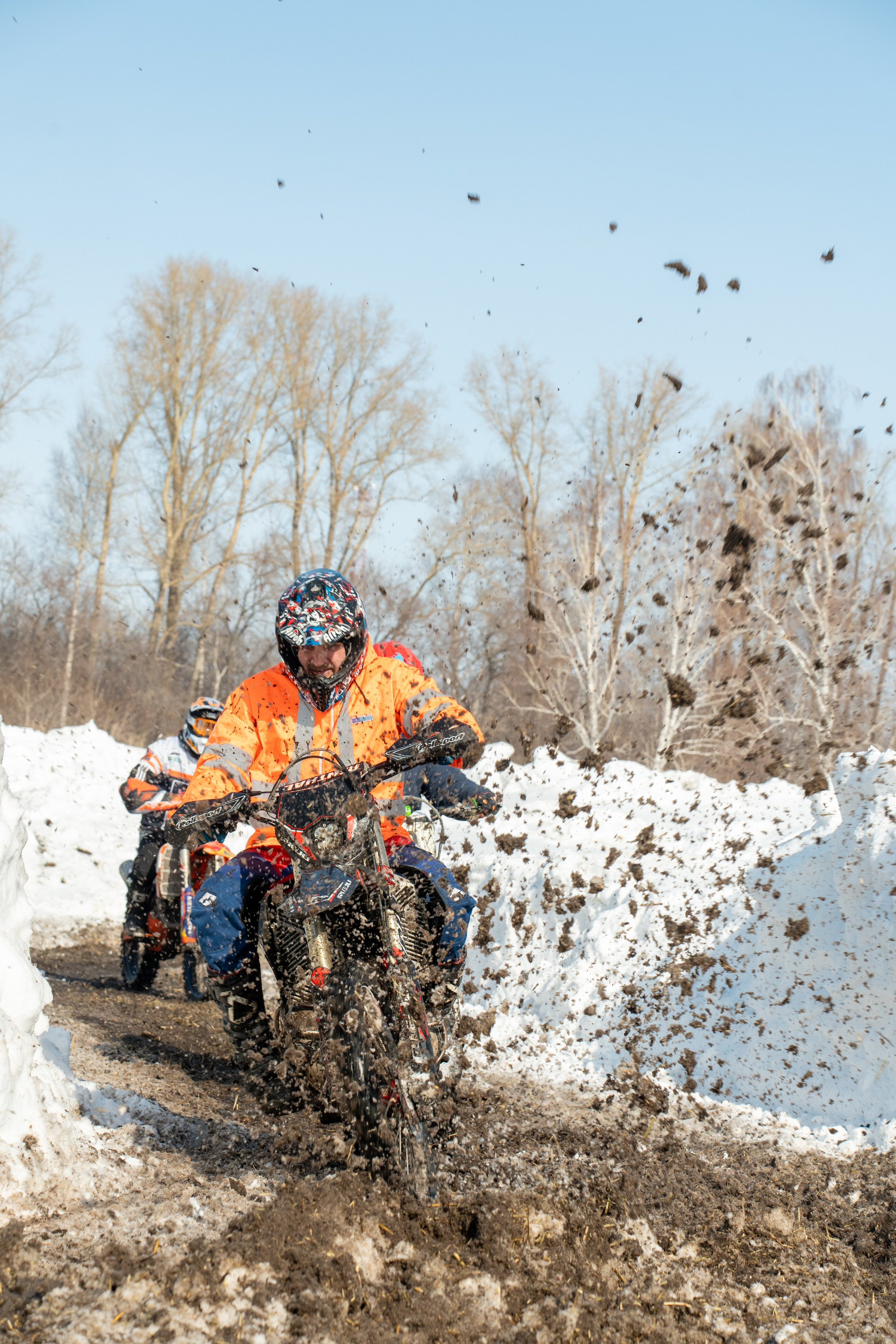 Мотокросс, закрытие зимнего сезона. Фотограф Артем Ларионов
