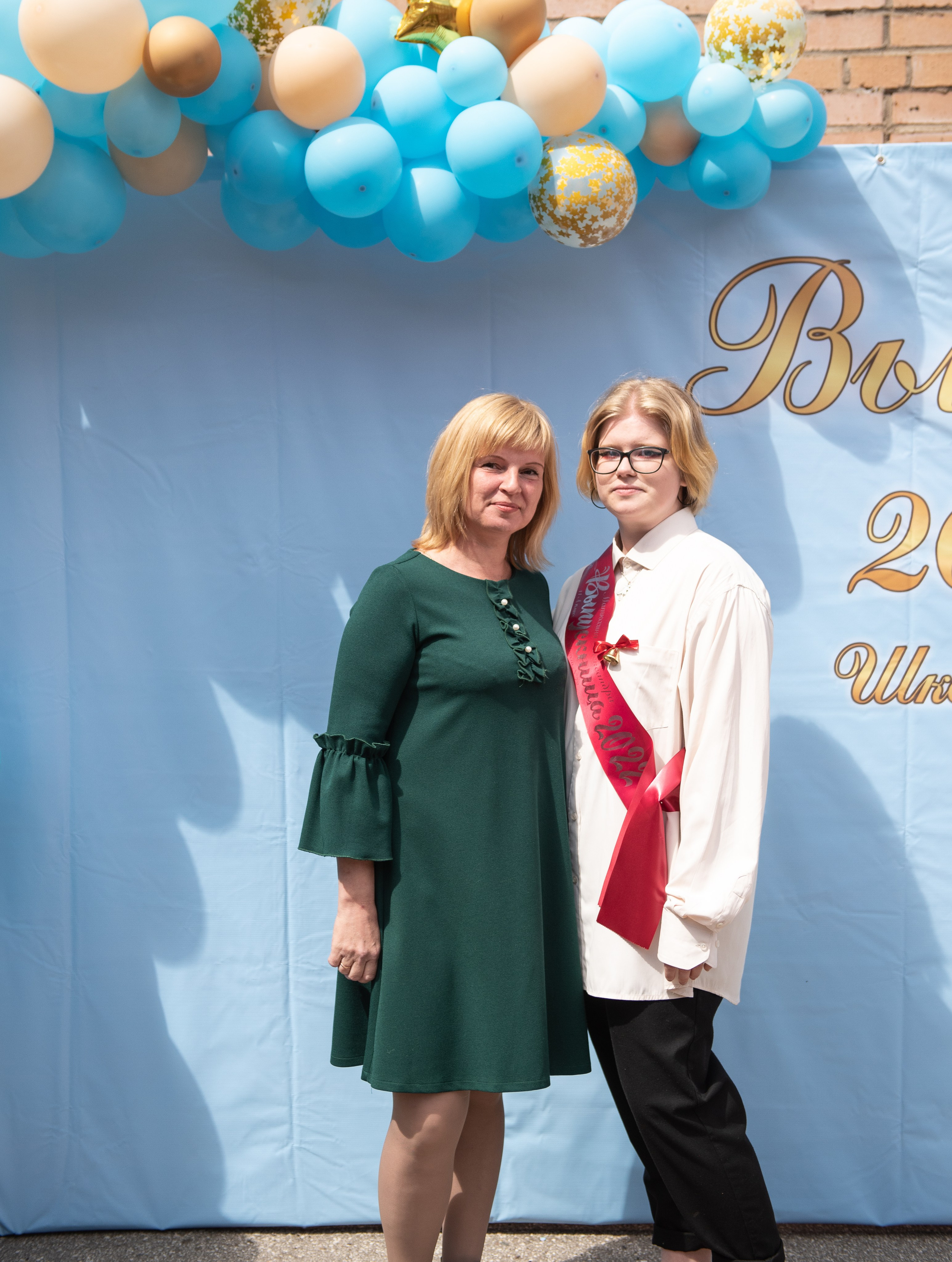 Выпускные школ. Свадебный и репортажный фотограф