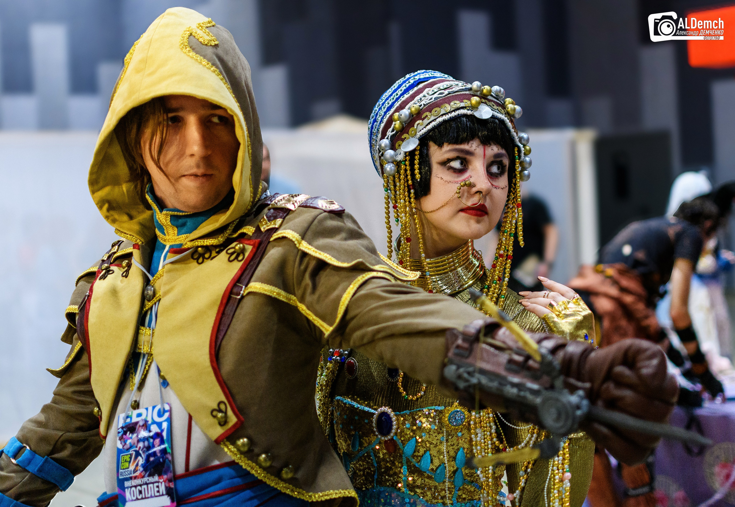 Assassins Creed картинки персонажей игры и косплей фото