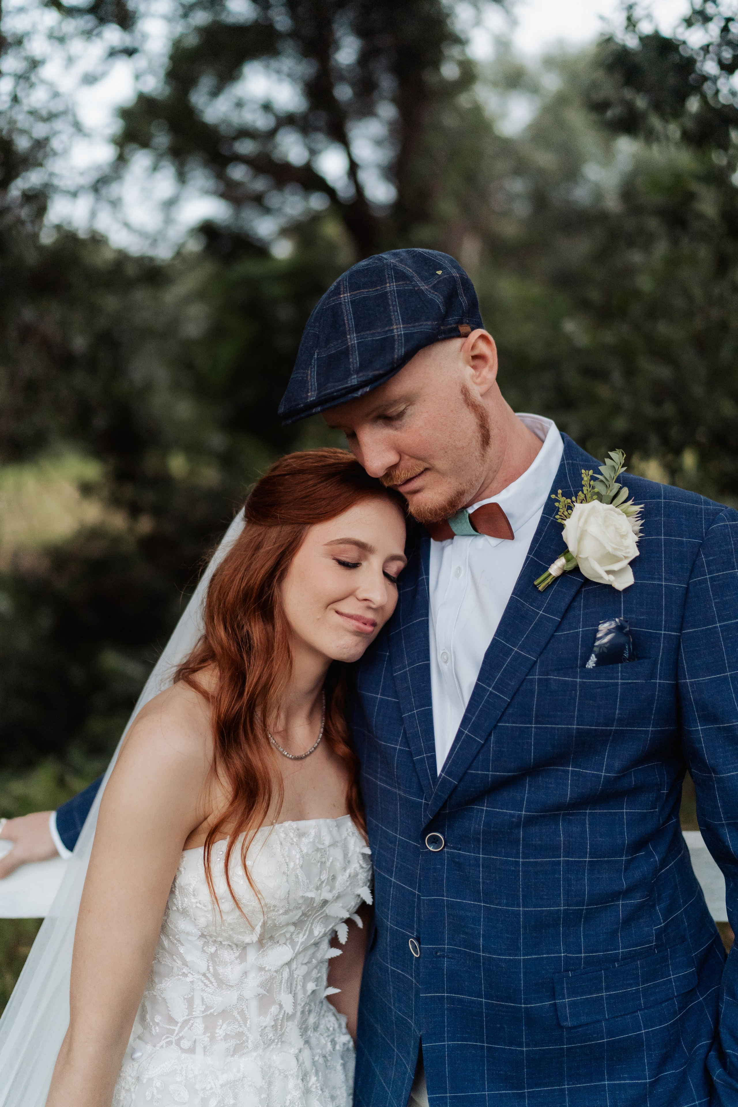 …Pure bliss. Golden Moments Editing — We do Wedding’s Retouch and Video Editing