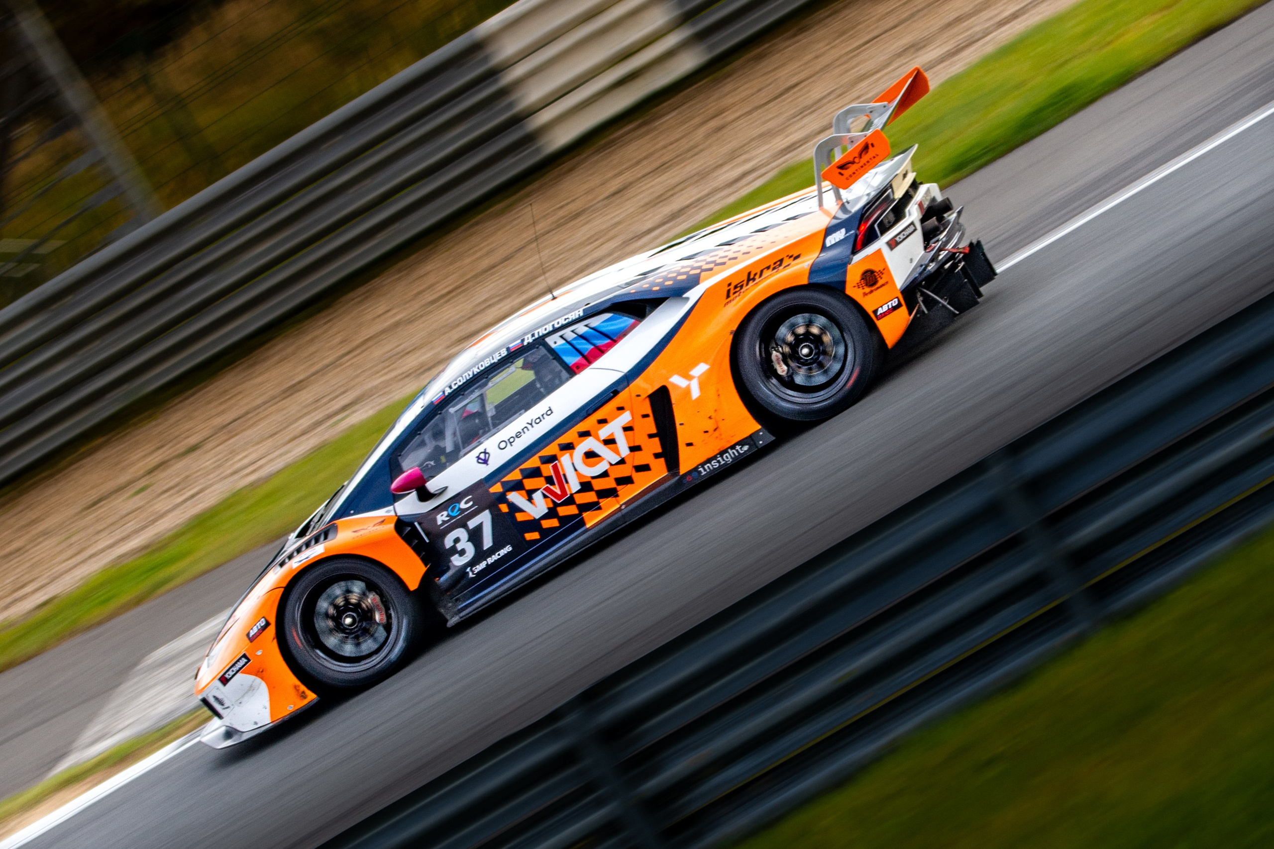 MRW — REC — 04.10.2025. AlexFecto — галереи фотографий