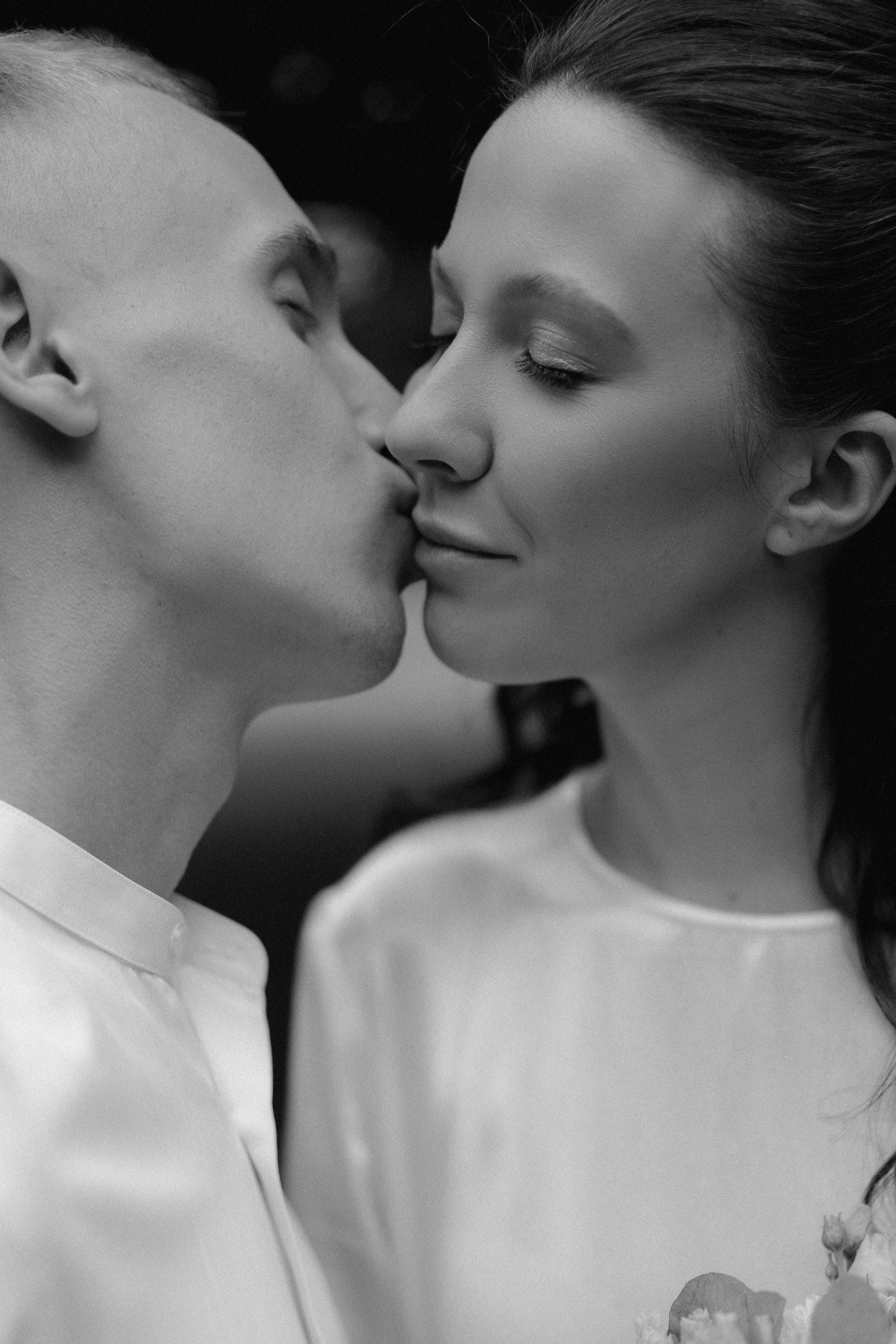 Никита и Аня в городе. Семейный, портретный фотограф Новосибирск. Оля Адова