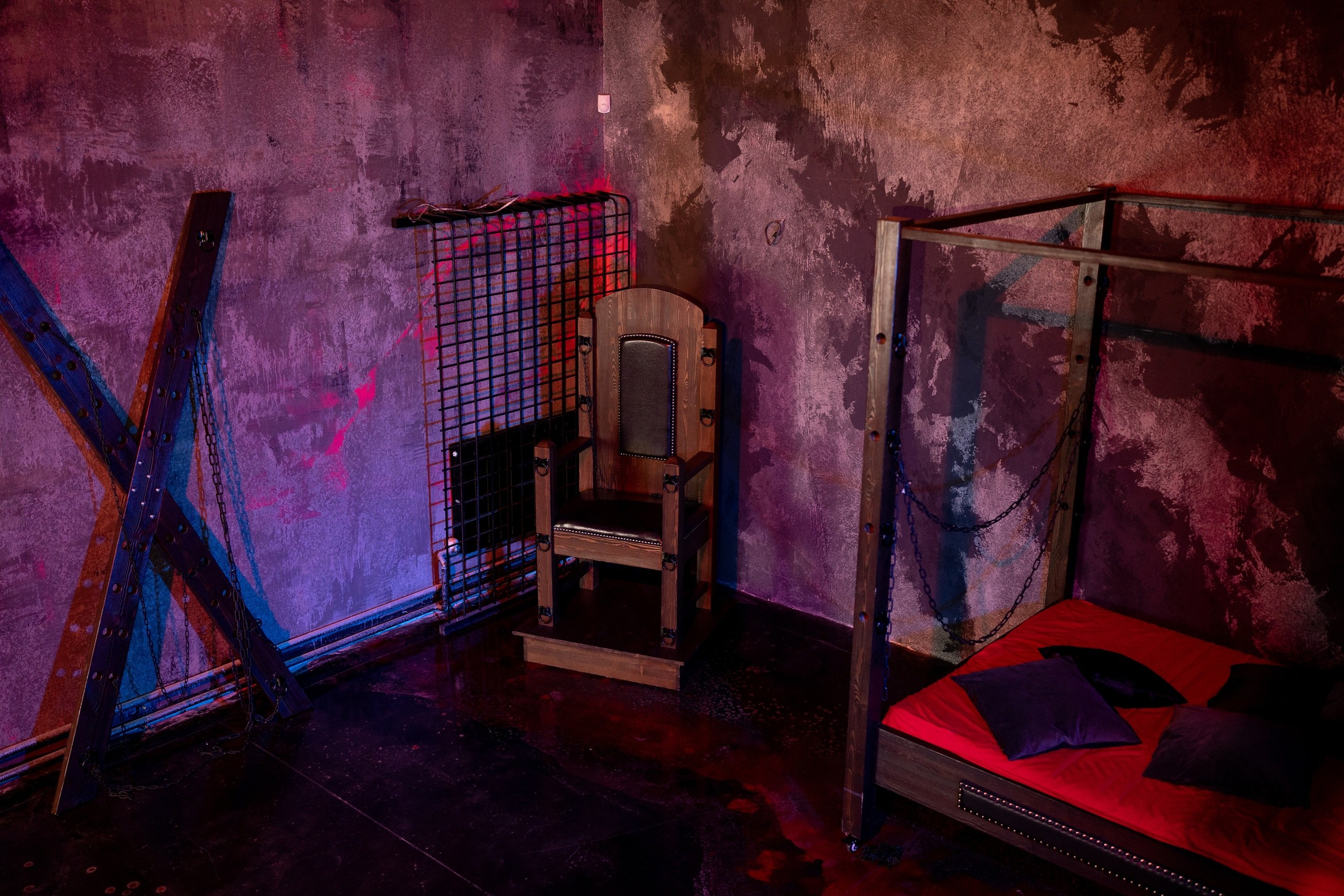 Студия Мун зал Темный, 1700 руб. в час. Классный фотограф Красноярска Васильева Ирина