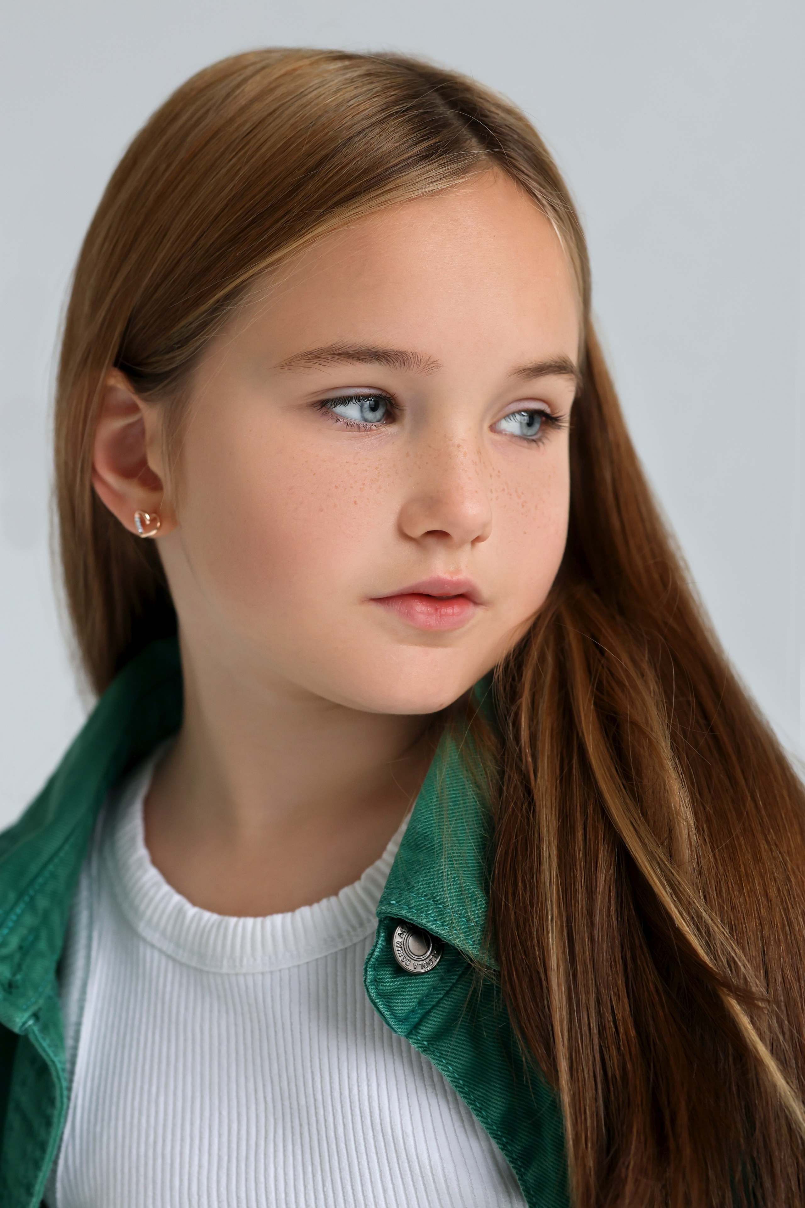 Модельное портфолио. Фотограф Мила Хлусова, Москва. Живые портреты, модельное портфолио и фотопрогулки