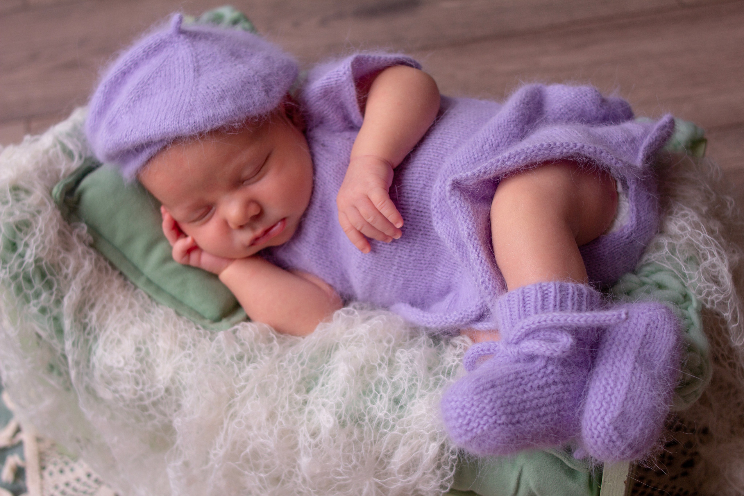Образы в вязаных костюмчиках. Первый кадр | newborn фотограф | Всеволожск