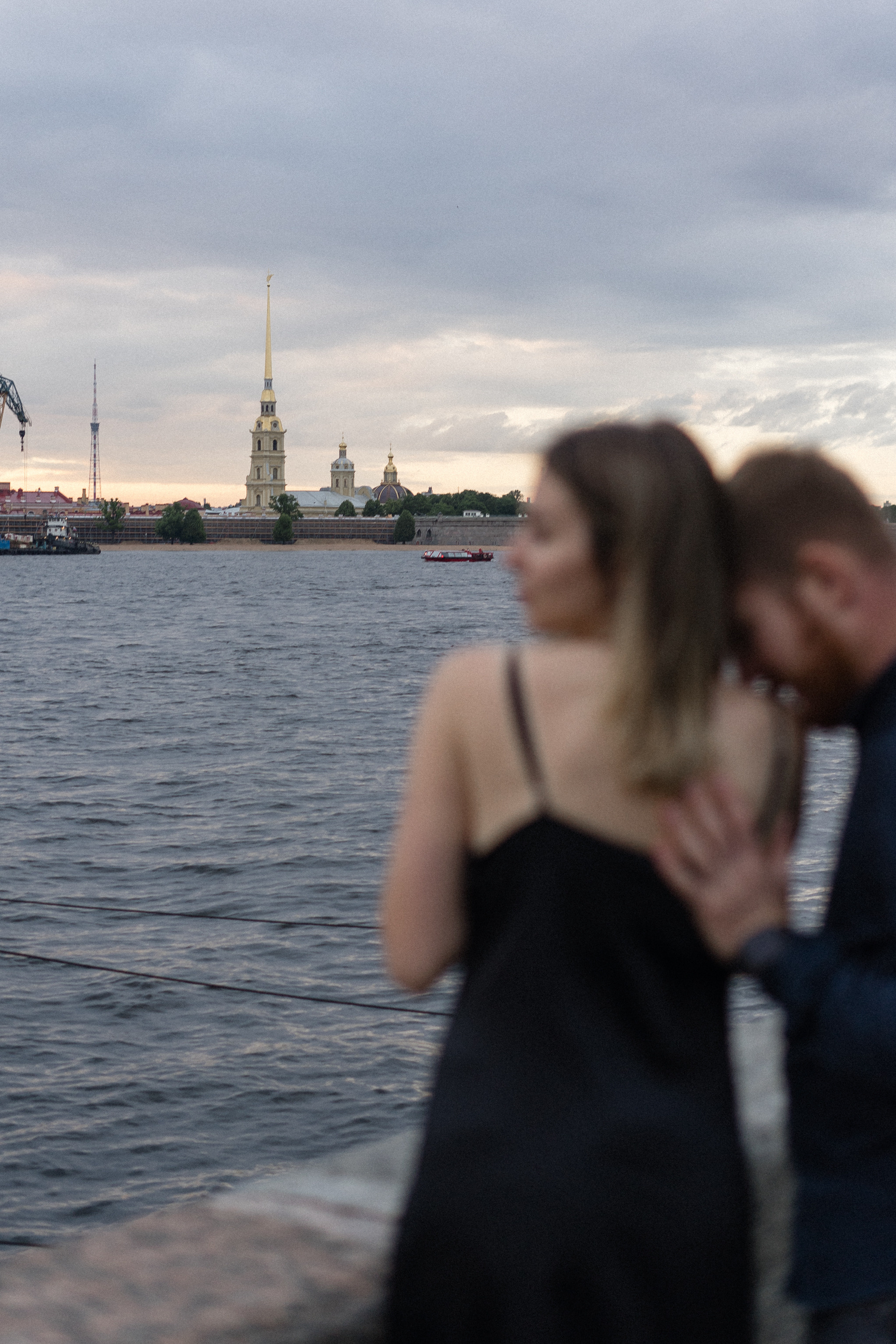 Свадебный фотограф Лавстори Челябинск Златоуст. Эстетичная фото- и видеосъёмка Ирина Арсентьева. Челябинск и весь мир