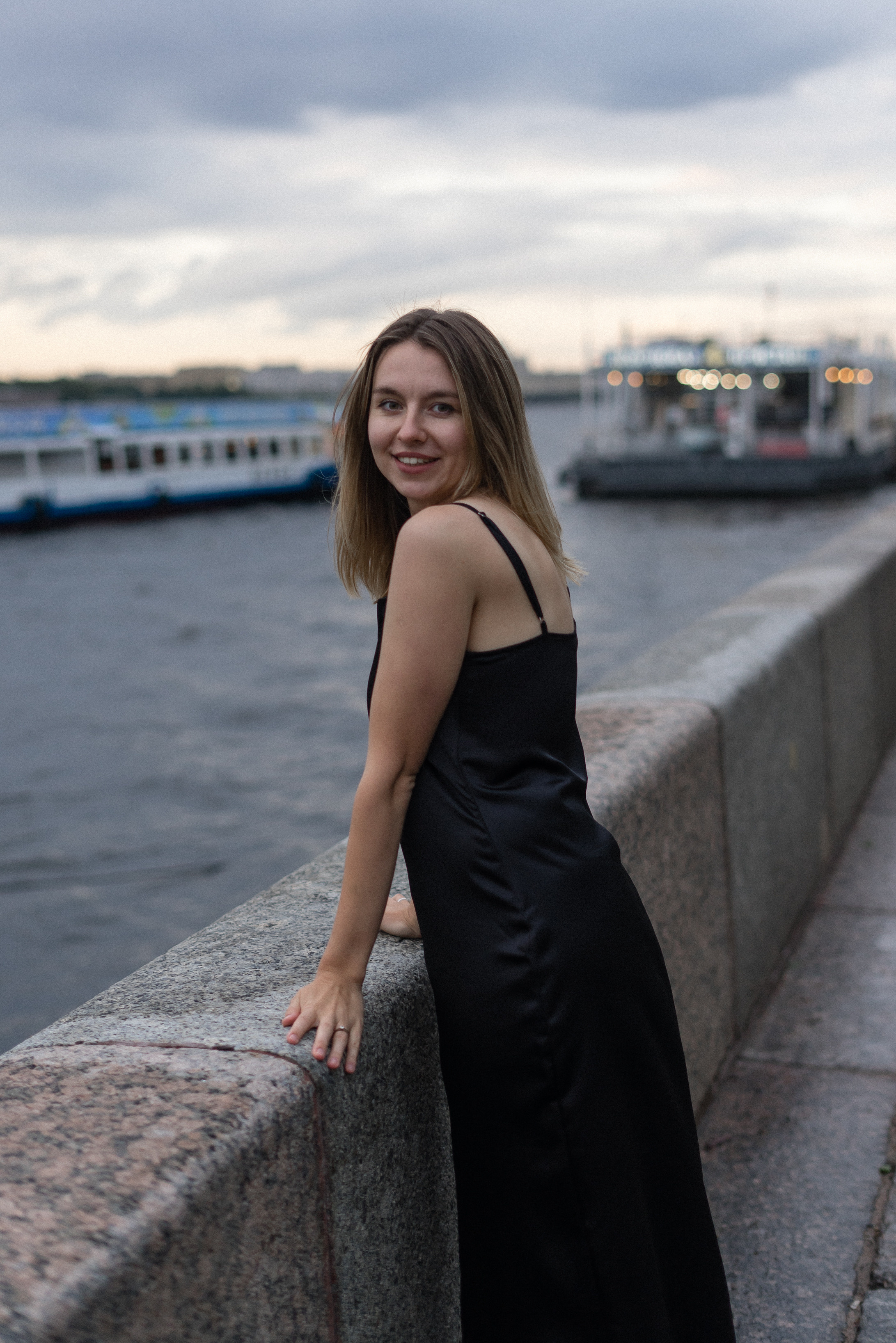 Свадебный фотограф Лавстори Челябинск Златоуст. Эстетичная фото- и видеосъёмка Ирина Арсентьева. Челябинск и весь мир