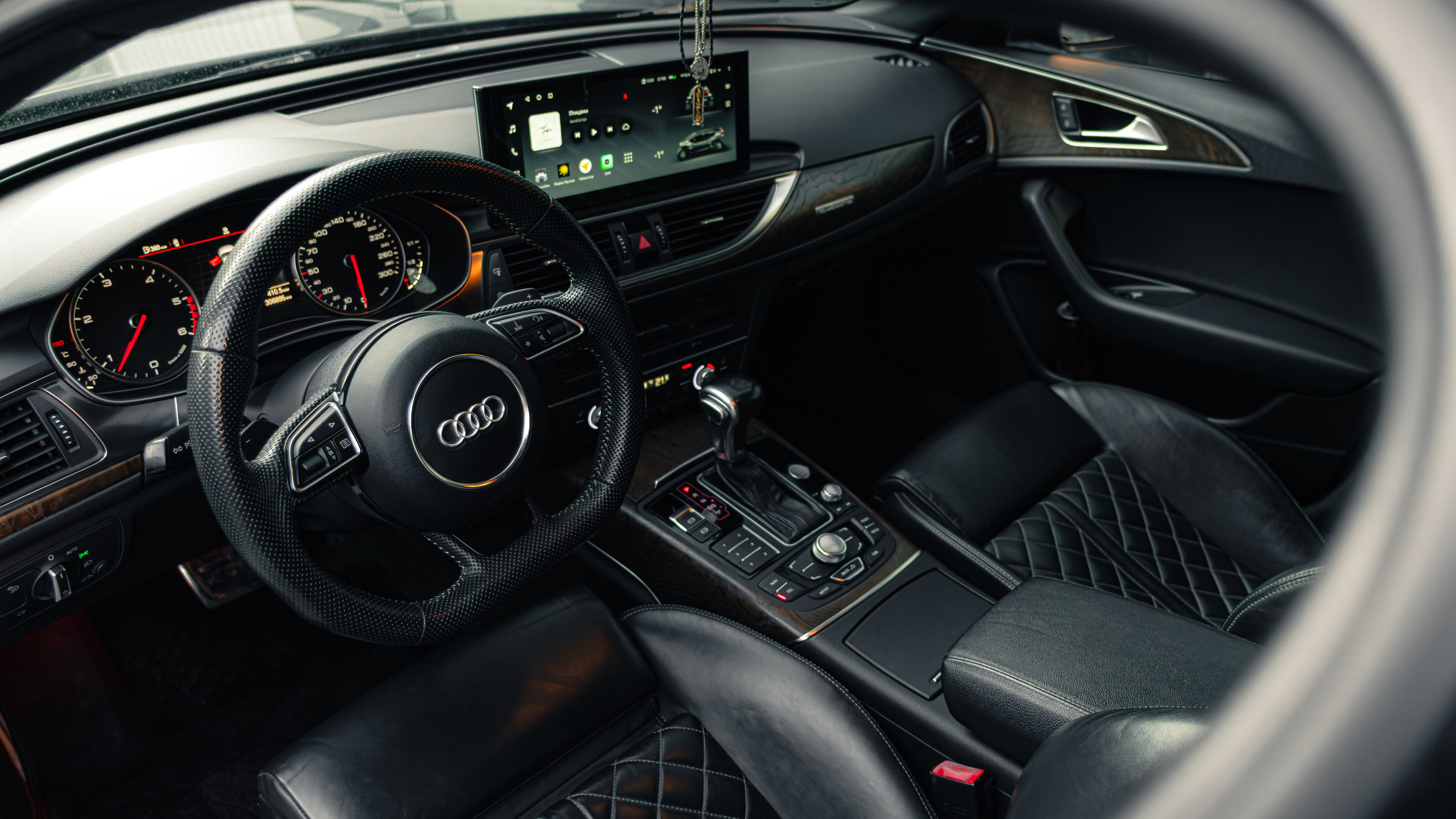 Audi a6. Valya Fleks