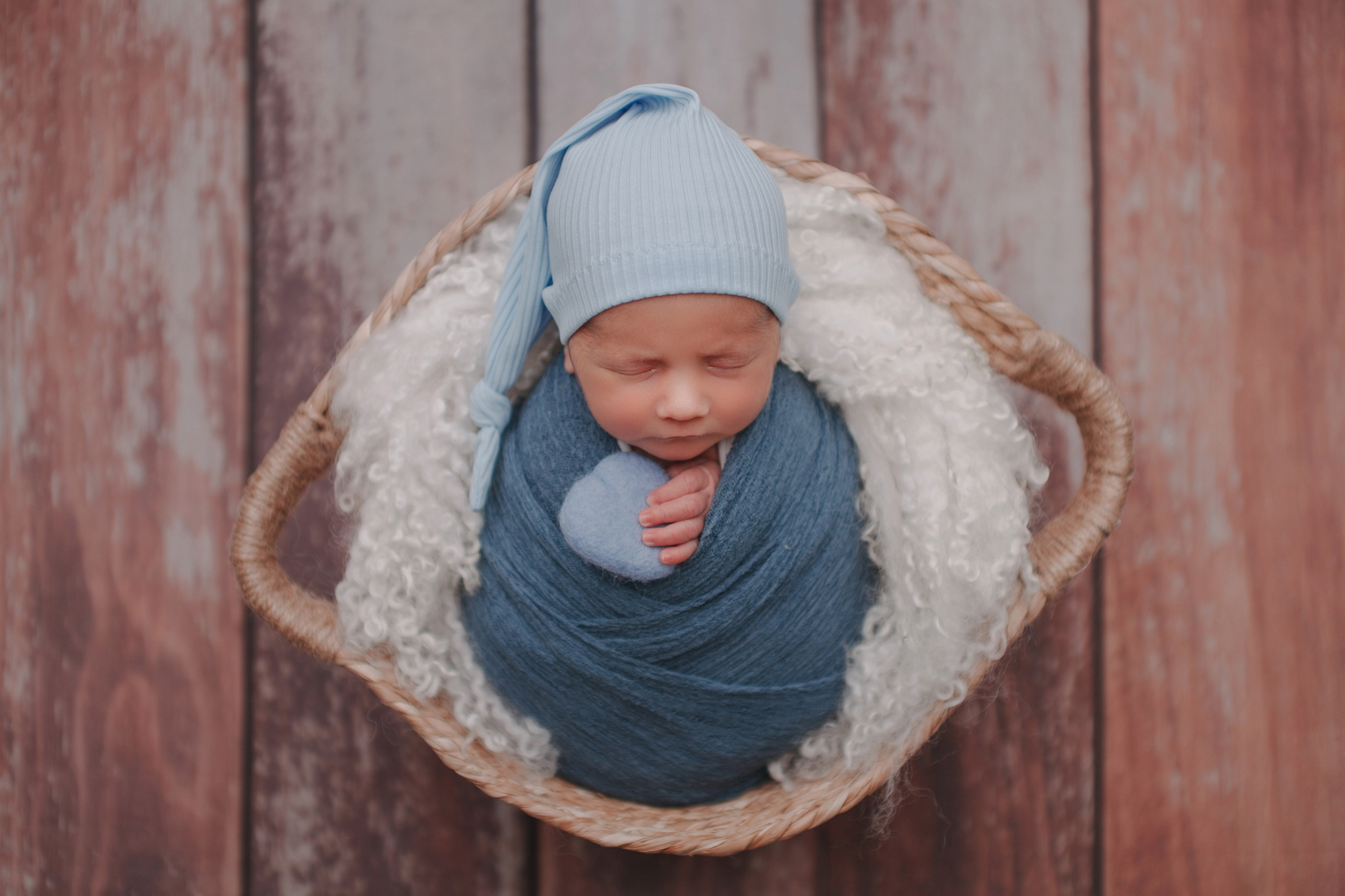 Новорождённые. Фотограф новорождённых в Москве и МО