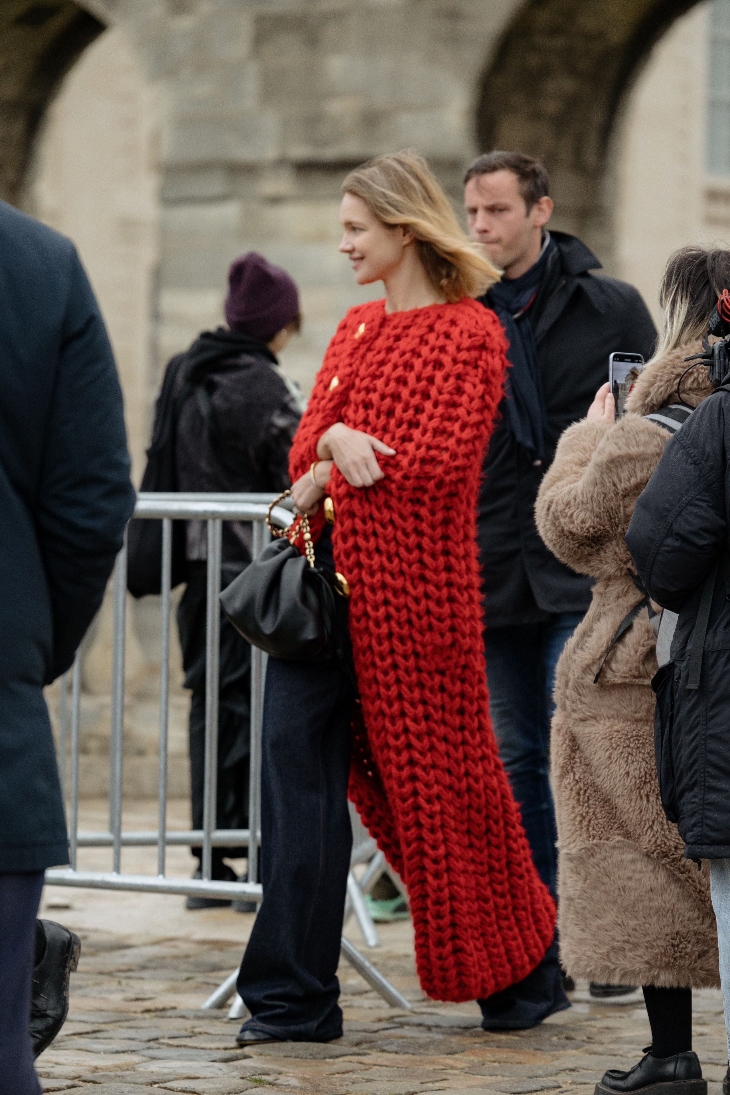 LOEWE PFW WOMENSWEAR FALL-WINTER 24/25. Photographer in Milan Ivan Goncharov