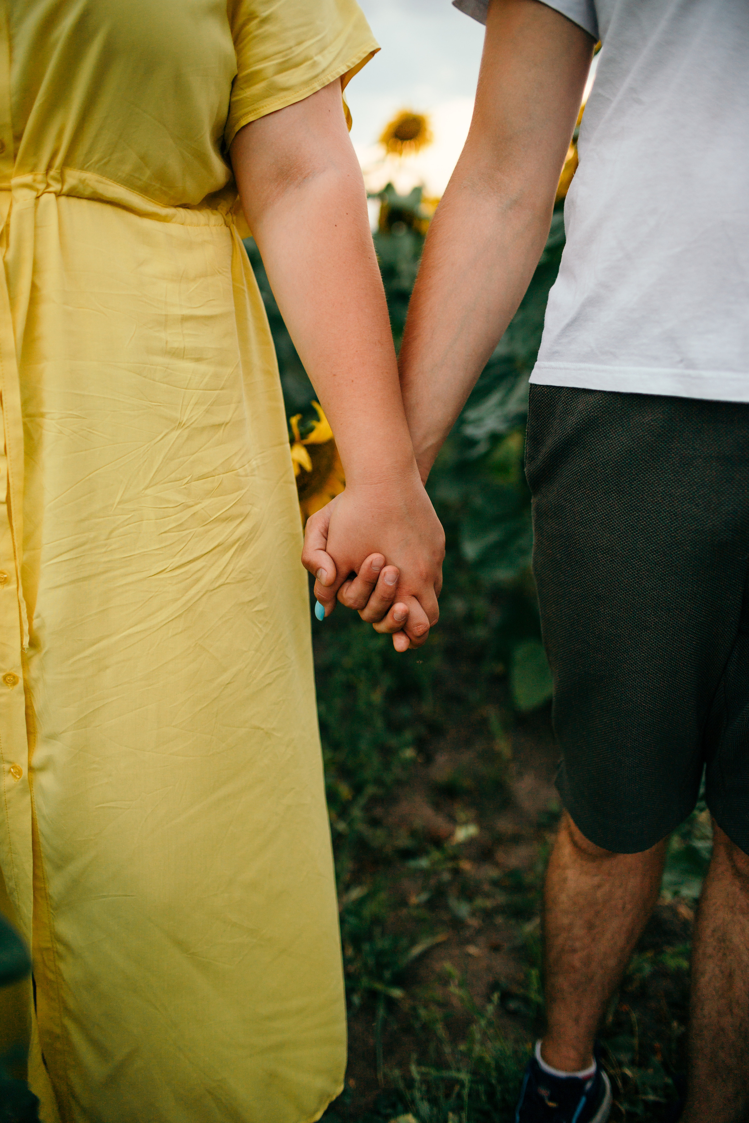 Настя и Саша в подсолнухах. Семейный фотограф в Рязани Харламова Влада