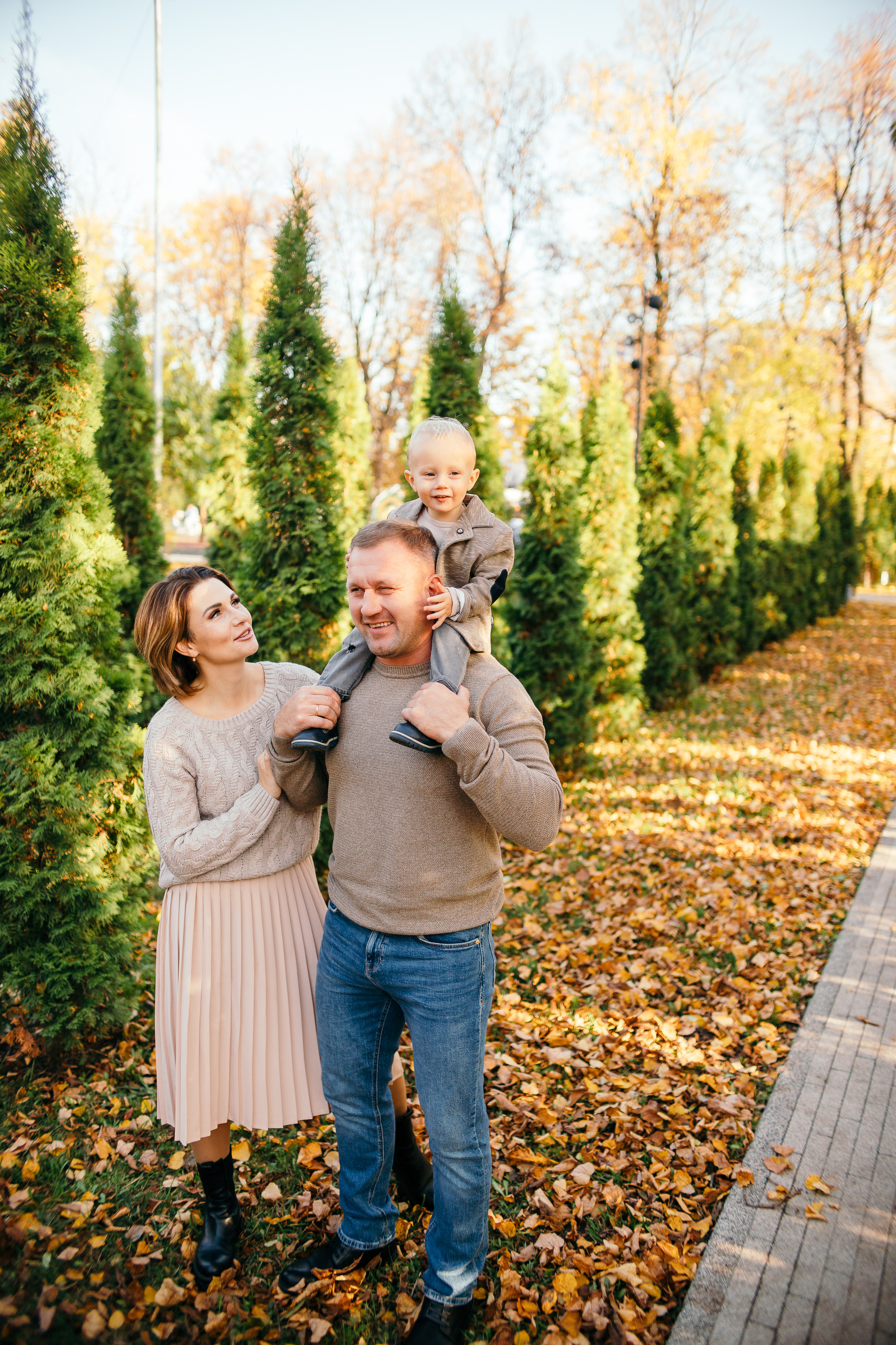 Осенняя прогулка Насти, Ромы и Саши. Семейный фотограф в Рязани Харламова Влада
