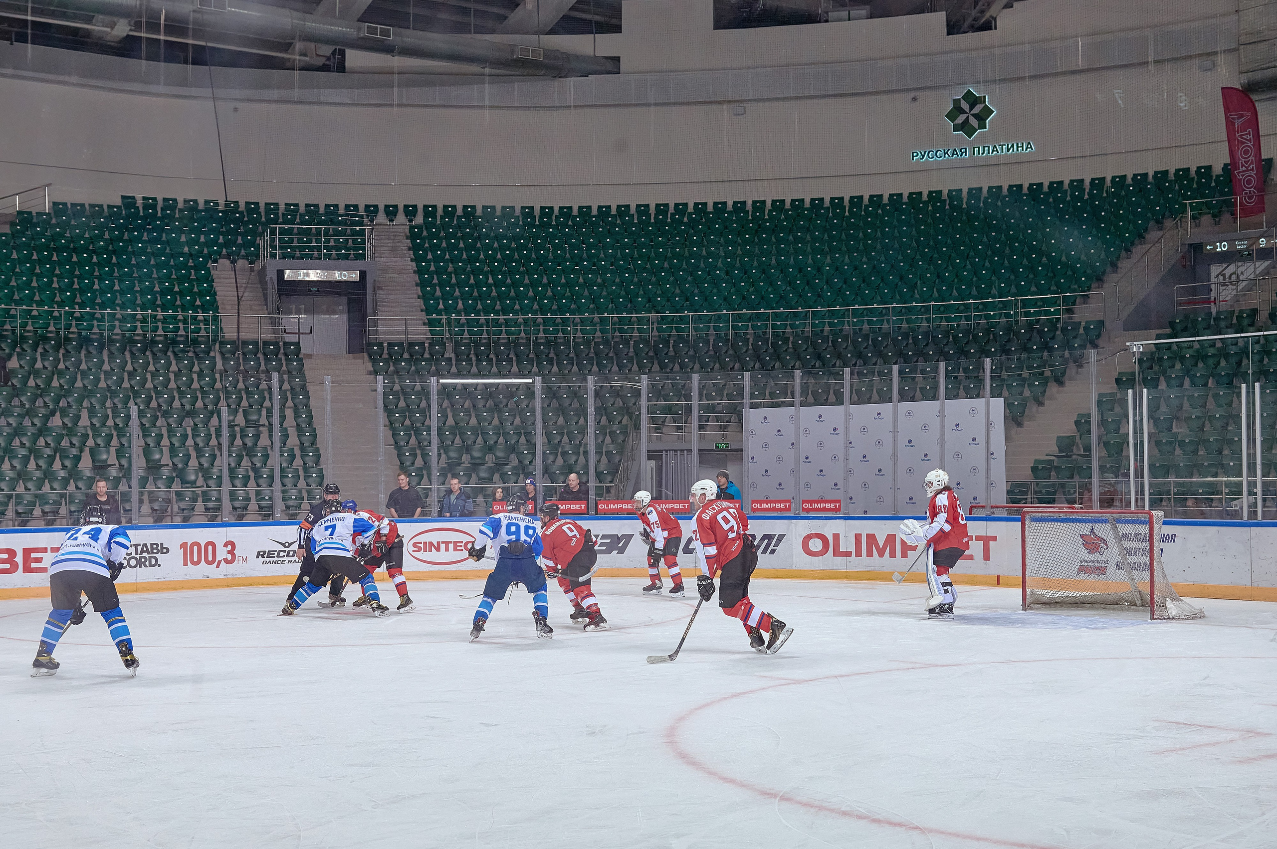 Платинум Арена — Хоккей — РусГидро. Фотограф Яковлев Роман — Красноярск