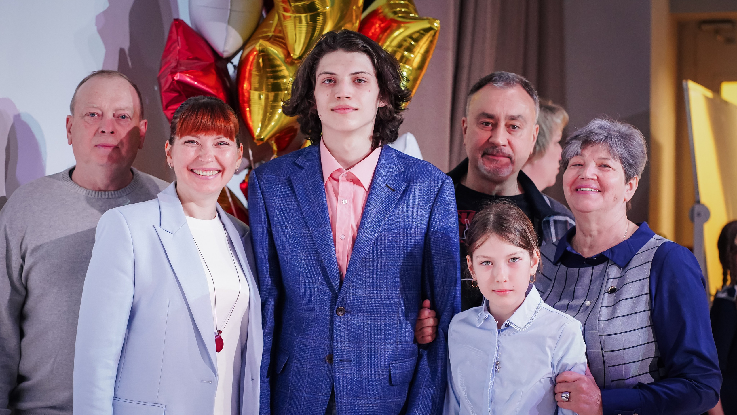 11 У Последний звонок. Семейный и детский фотограф в Москве (Тинао) Галкина Алевтина