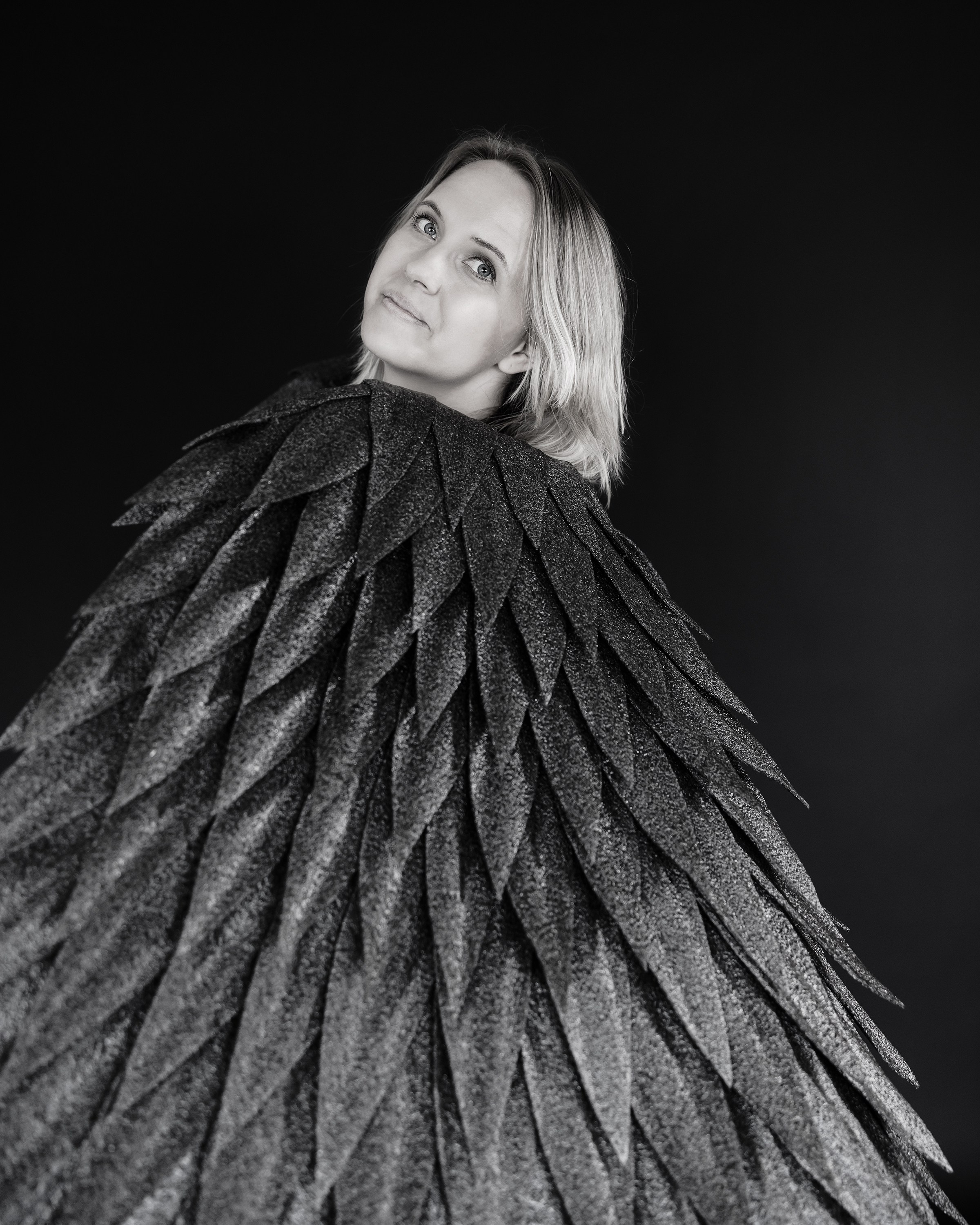 Кира. Главная