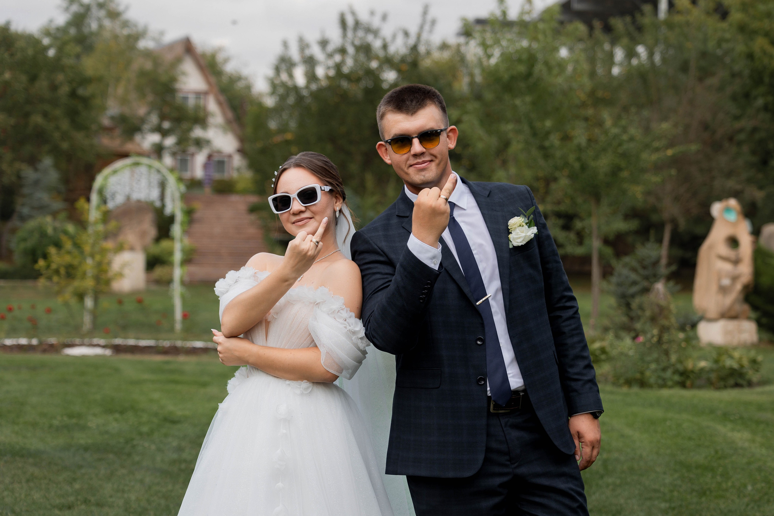 Алексей и Анастасия. Видеосьемка, фотосьемка свадеб, юбилеев, утренников в Краснодарском кр