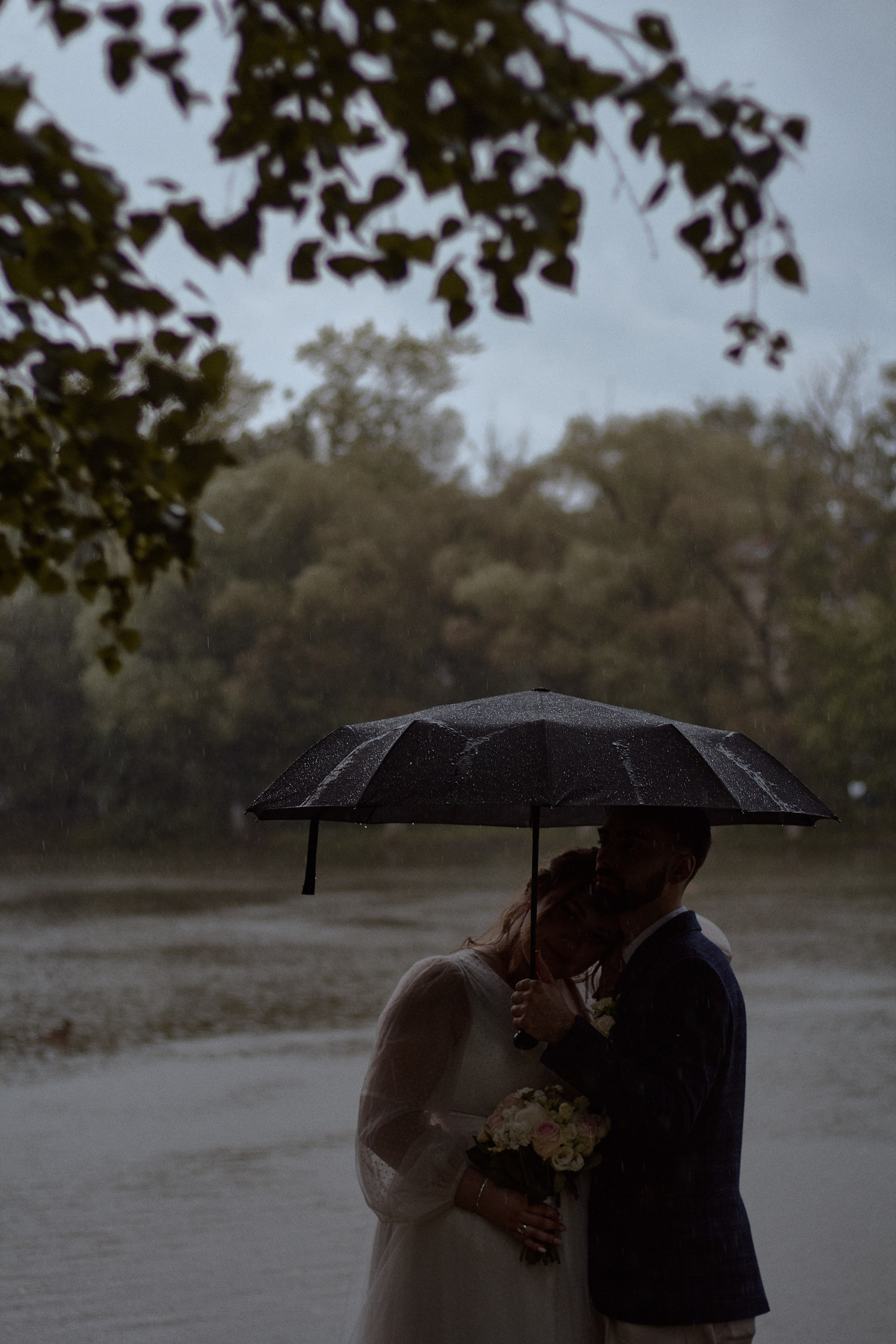 Виктория и Даниэль. Владимирский храм. Фотограф лавстори Москва/МО Приятелева Ангелина