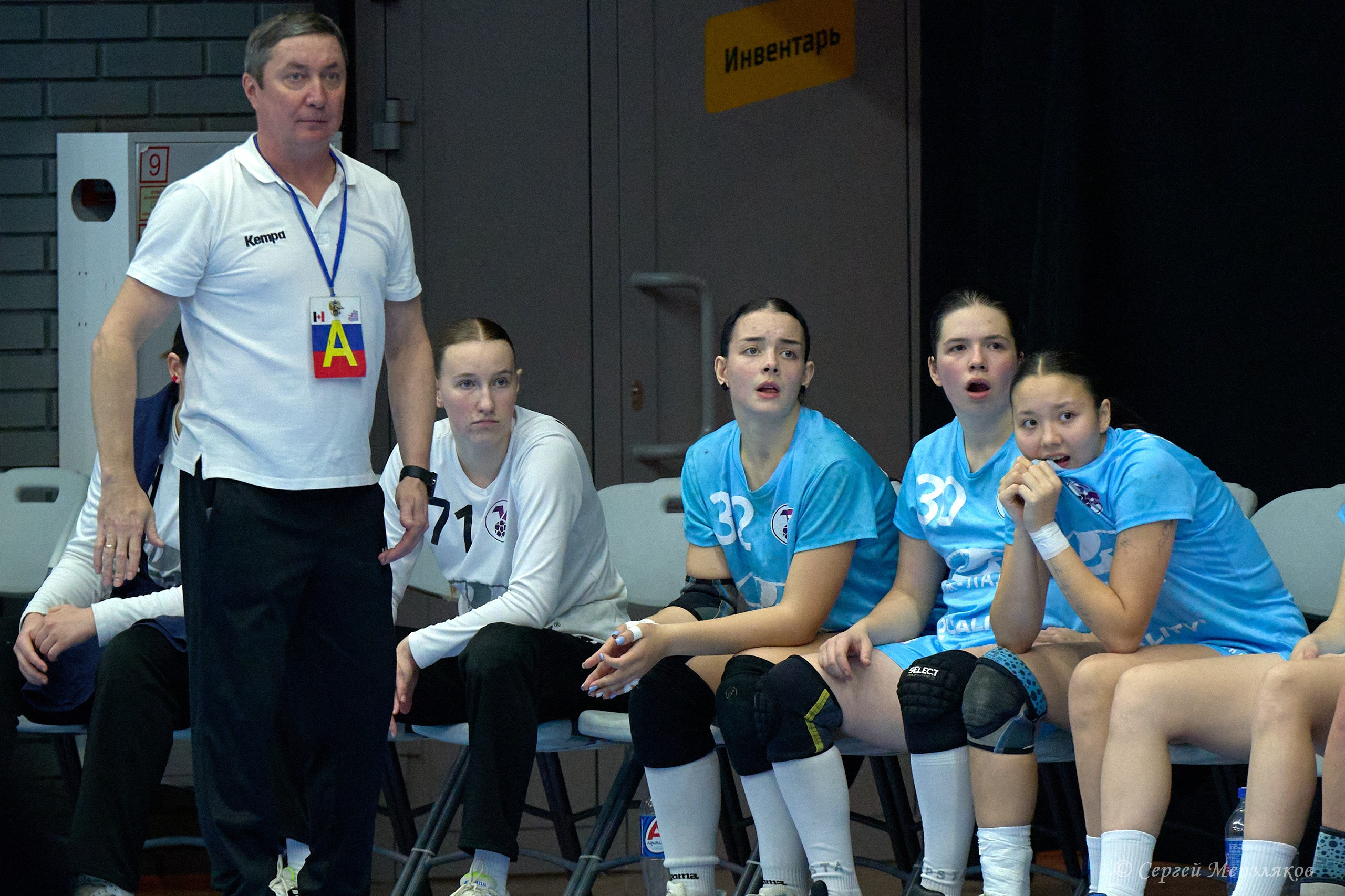 Гандбол. OLIMPBET Суперлига. «Университет» — «Ростов-Дон». Спортивный репортажный фотограф в Ижевске Сергей Мерзляков