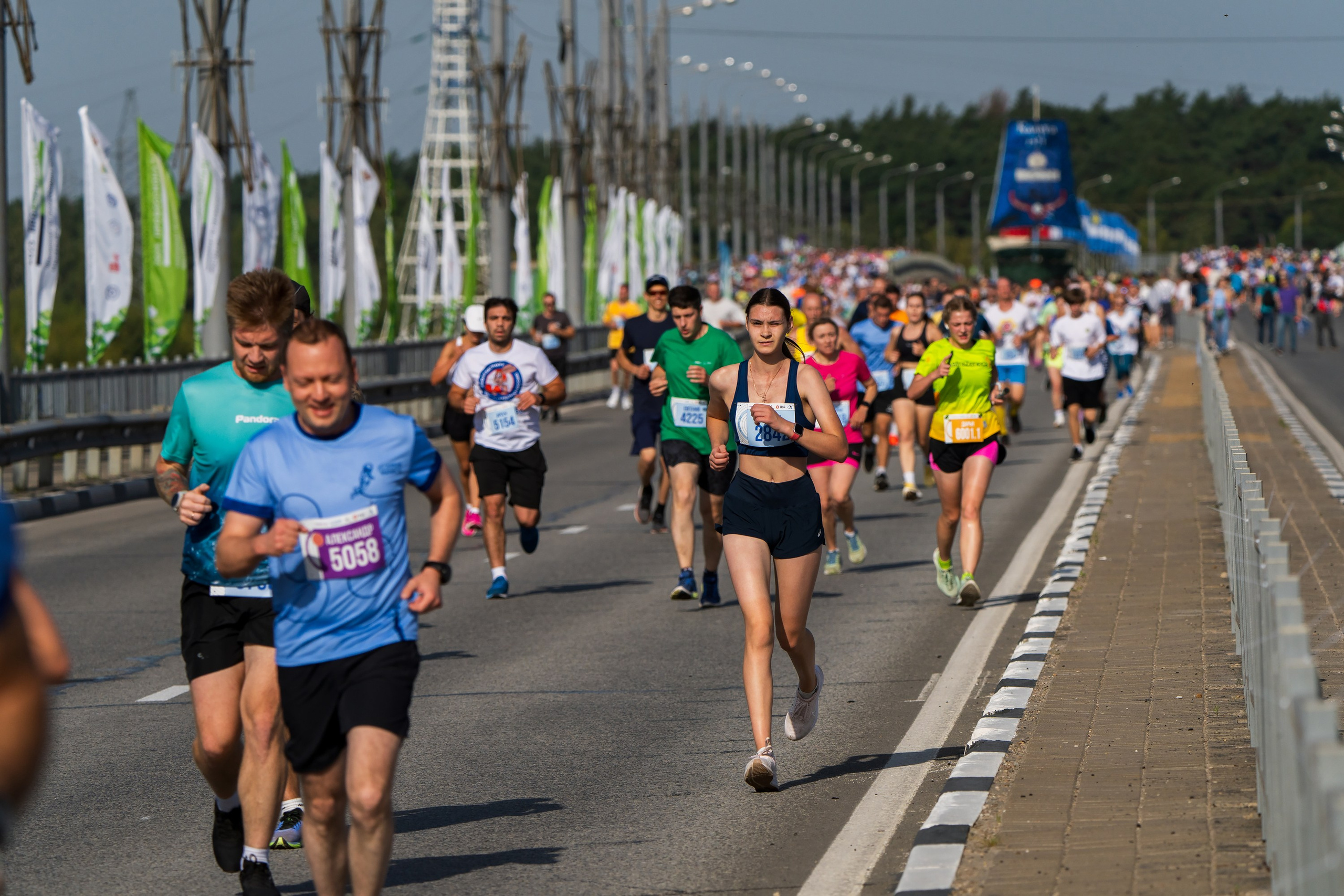 Фотографии Калужский Космический марафон 2025, Взрослые. Фотограф спортивные события, недвижимость, турбизнес