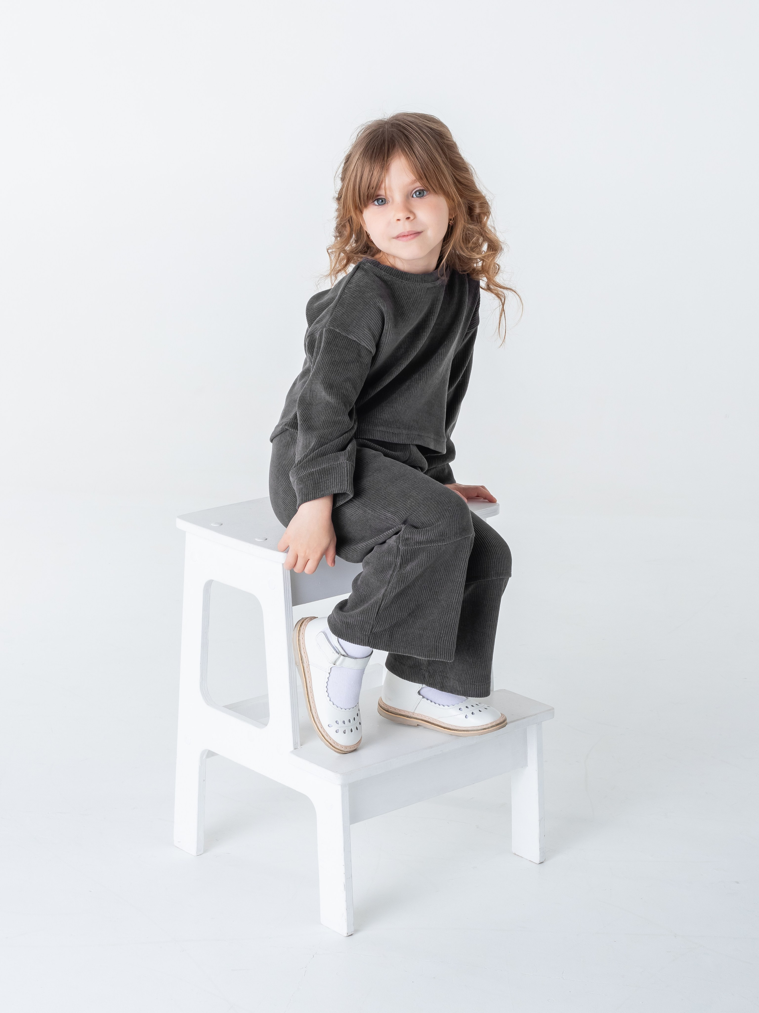 Детское платье и костюм. Фотограф в Краснодаре Арина Кудряшова