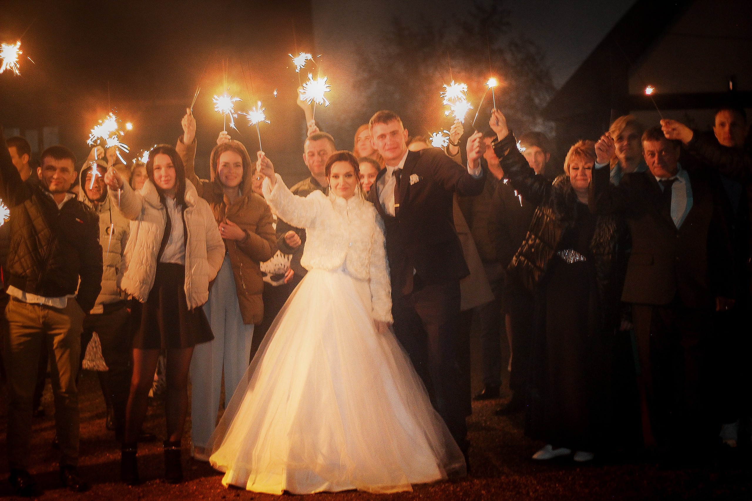Свадебные фотосессии Барнаул/ Алейск. Выпускные альбомы для школ и Детских садов в Барнауле /Выпускные/Свадебные/Детские/Семейные и др. виды съёмок /Фотограф Вера Валейко