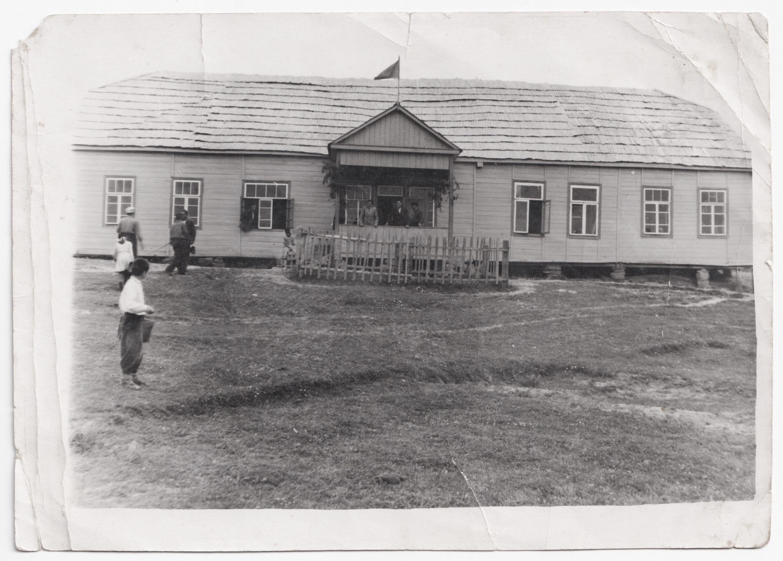 Старая сельская школа, 1948. Архив Астхик Чолакян.