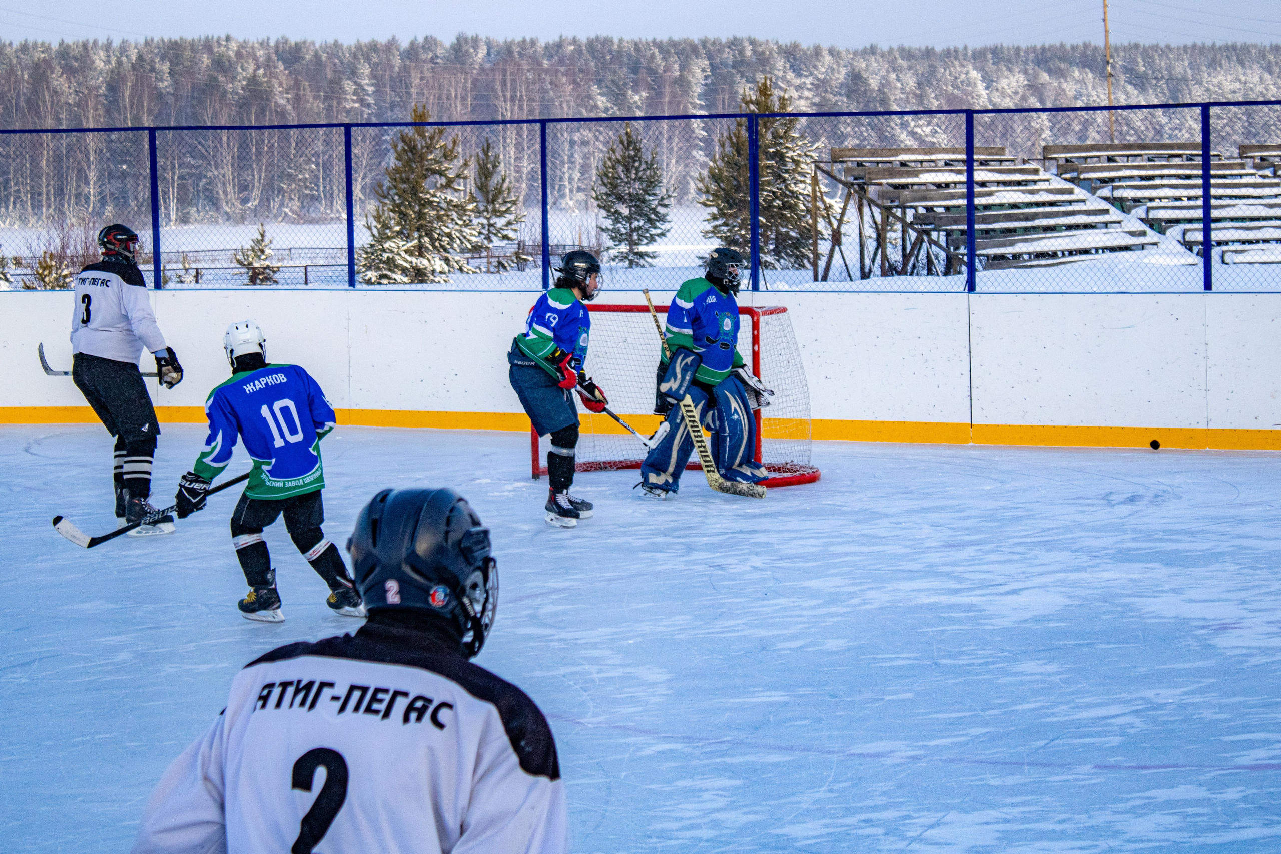 Хоккей г.п Атиг-г.п Дружинино