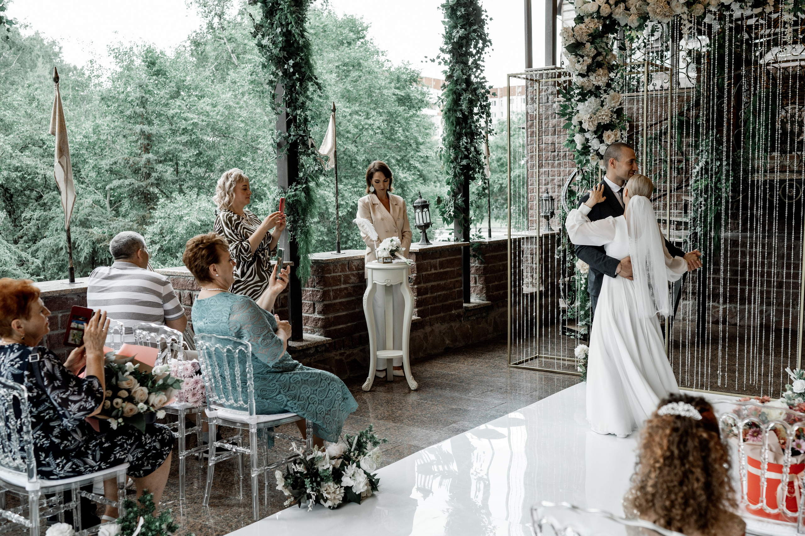 Ирина и Максим. Свадебный фотограф в Тюмени Анастасия Конева