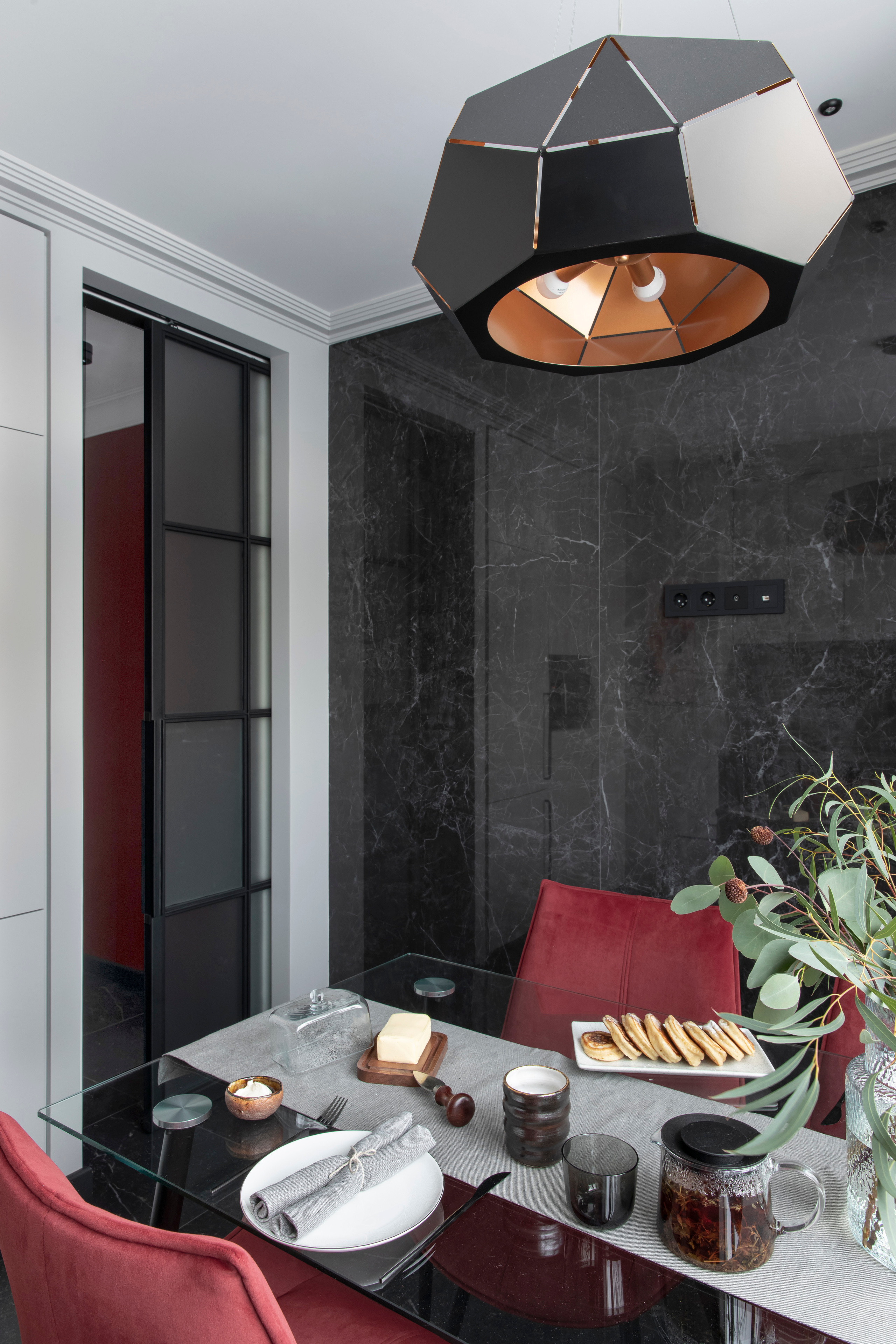Северные контрасты. Квартира 51 м². Мастерская интерьеров Светланы Куксовой. Дизайн и реализация