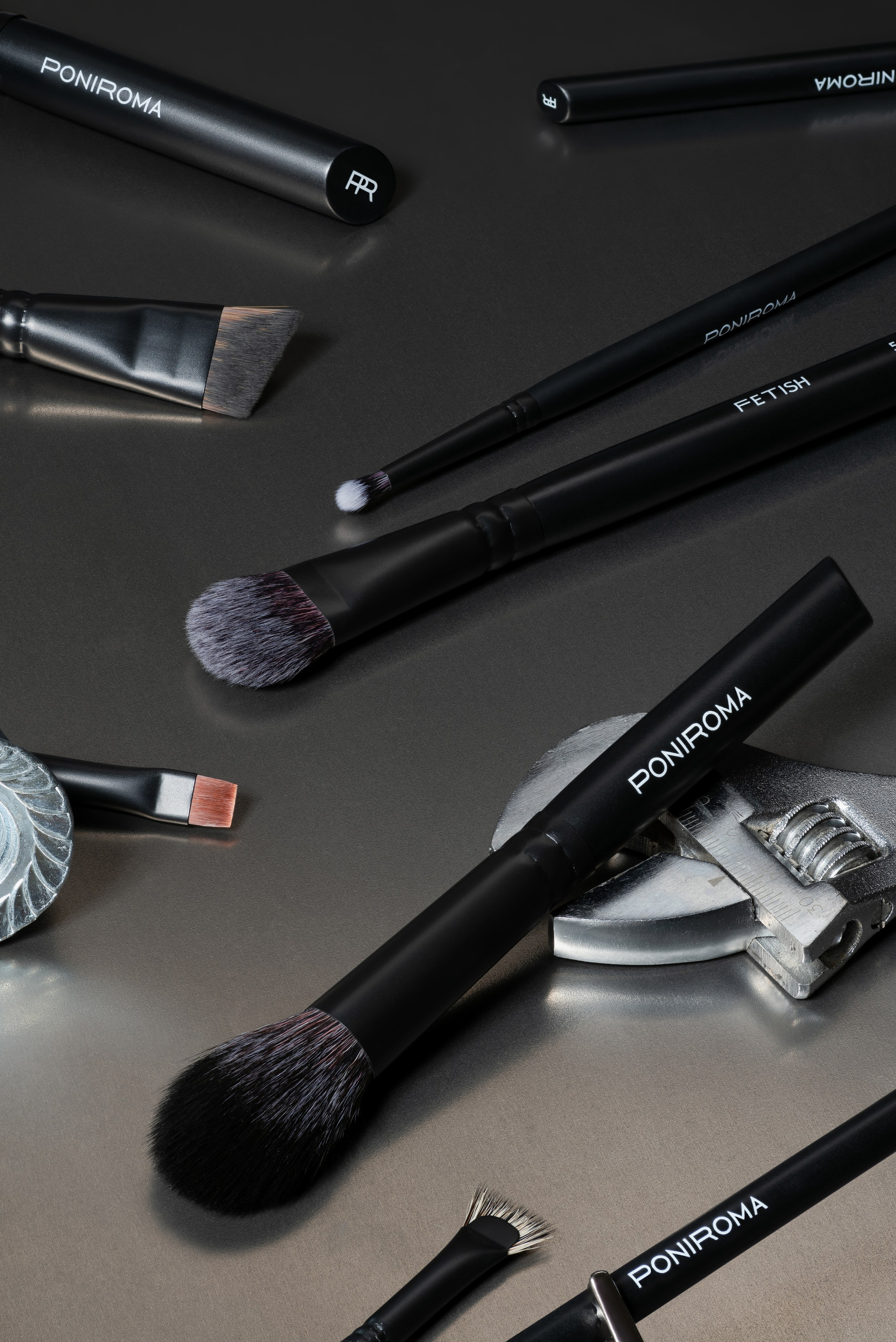 Бьюти (косметика, уход, аксессуары). Предметная фотография